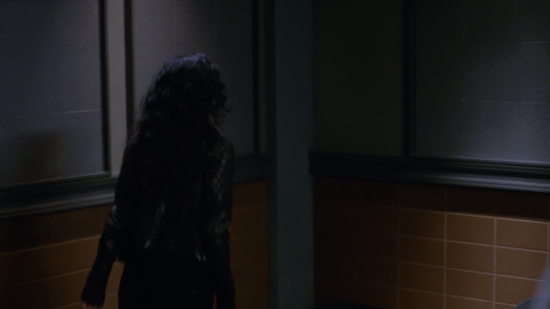 3x07_253.jpg