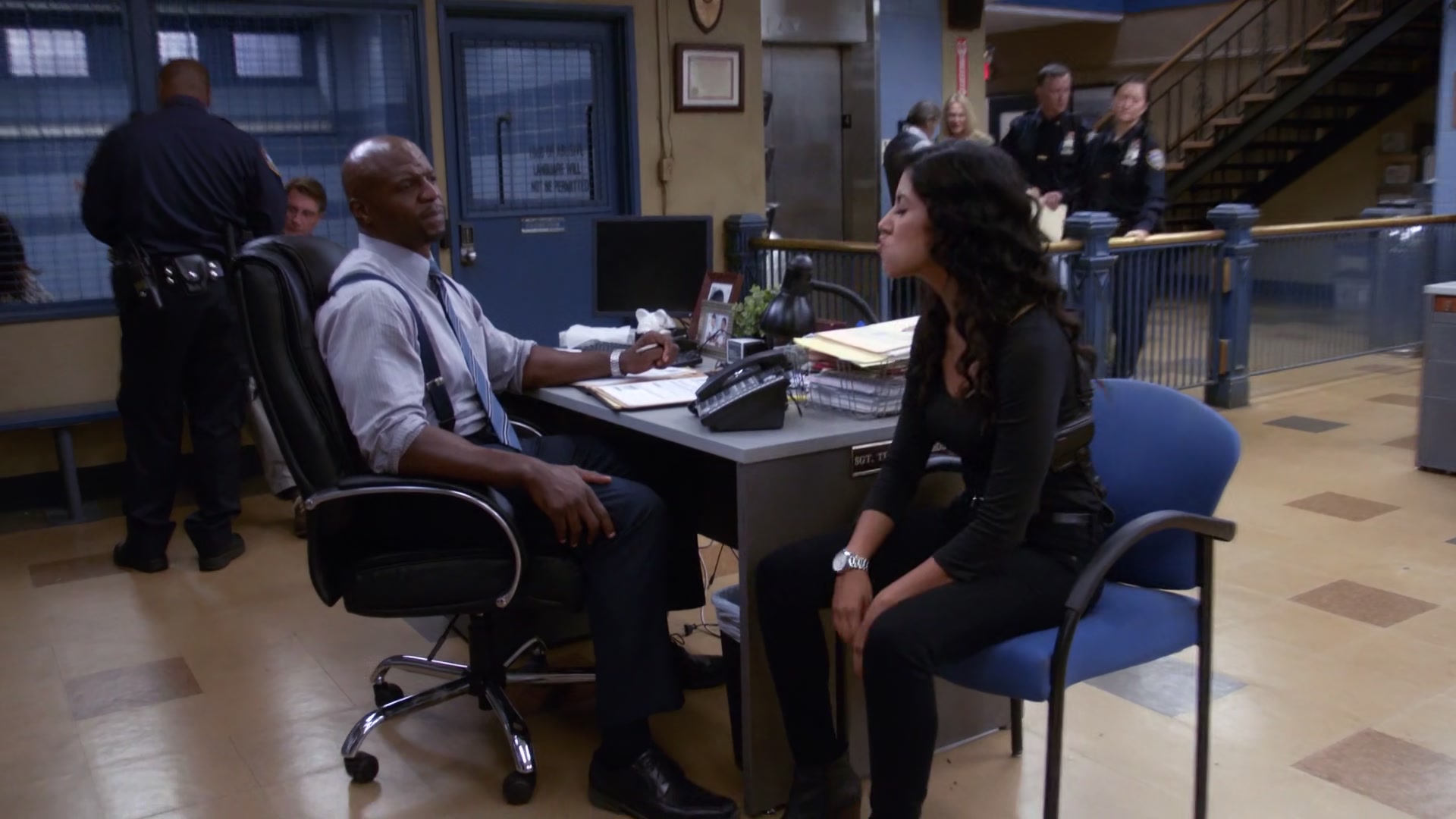 3x07_545.jpg
