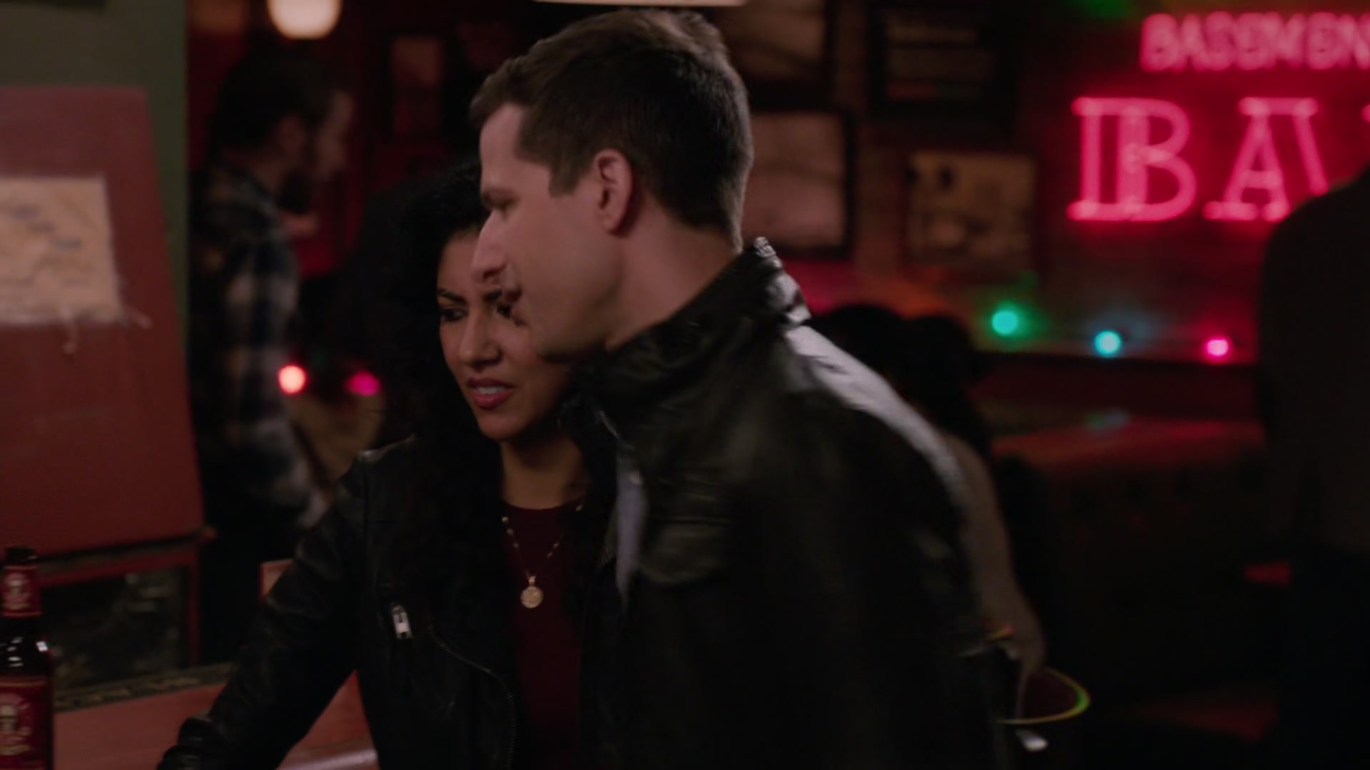 3x09_584.jpg