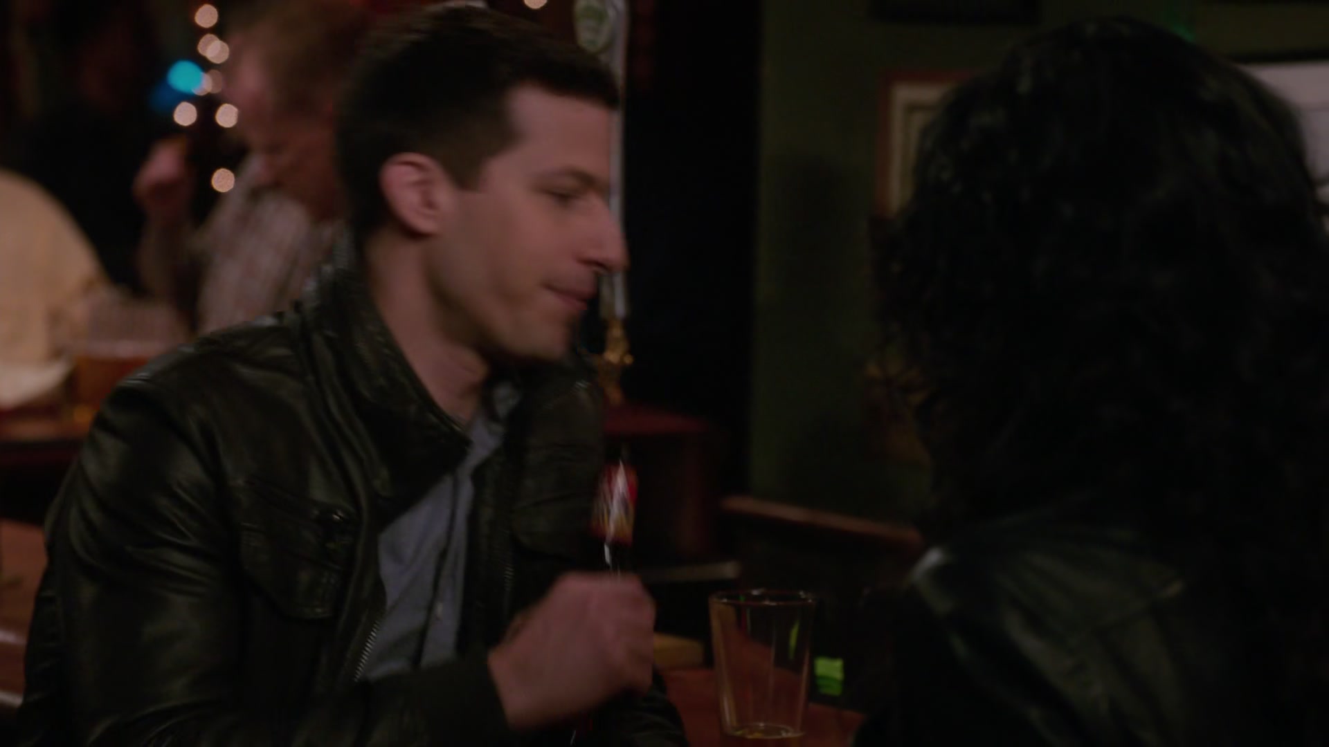 3x09_588.jpg