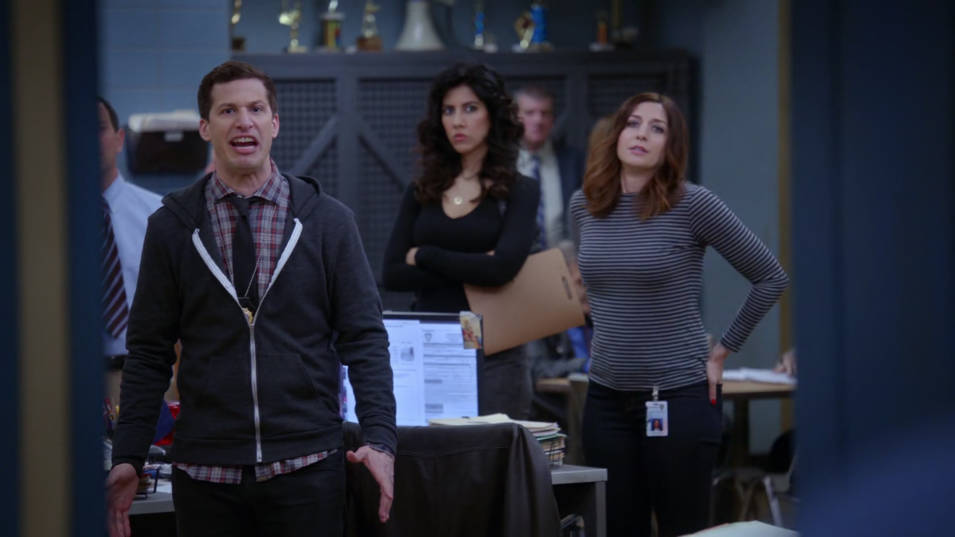 3x19_030.jpg