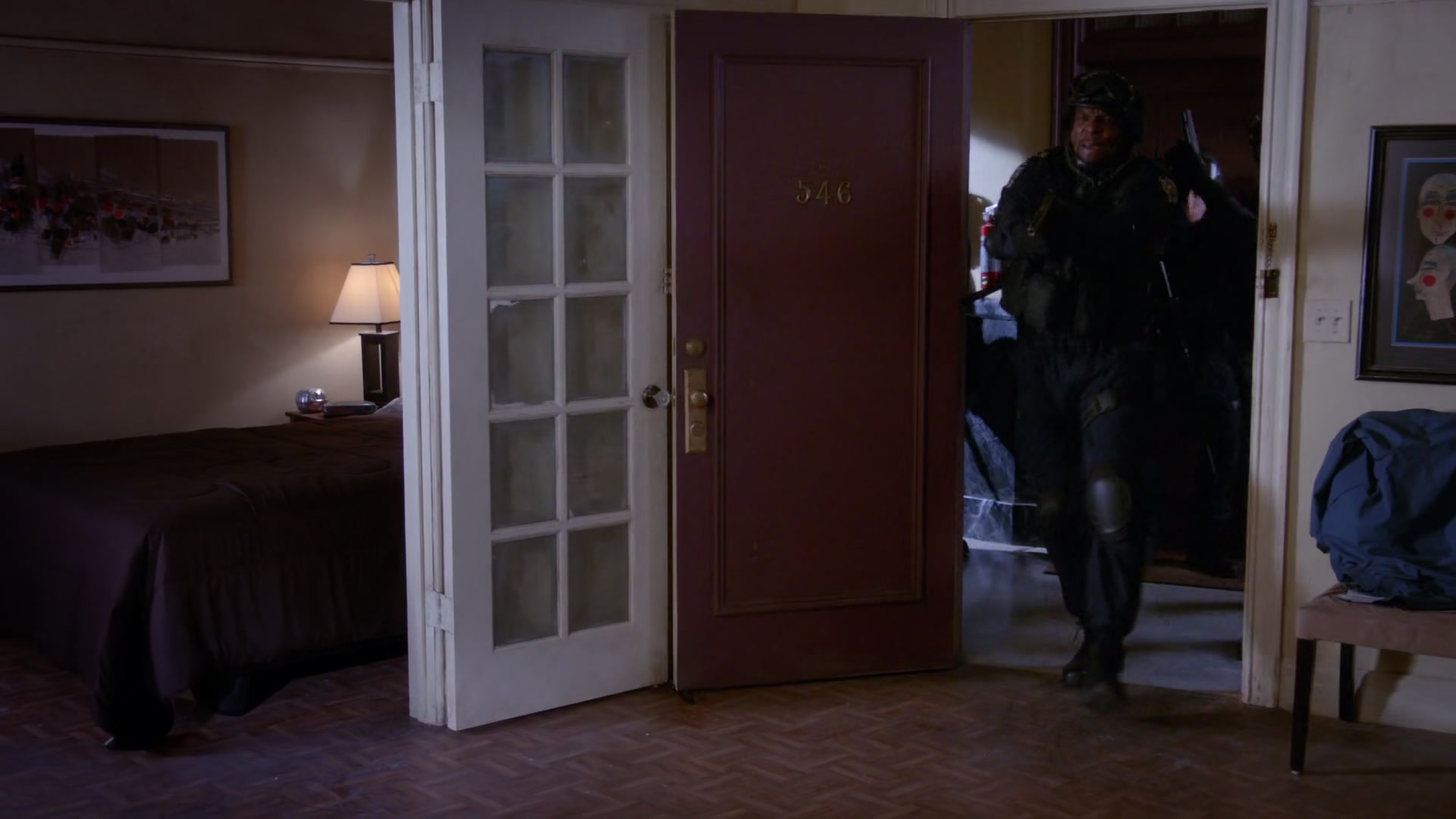 3x19_087.jpg