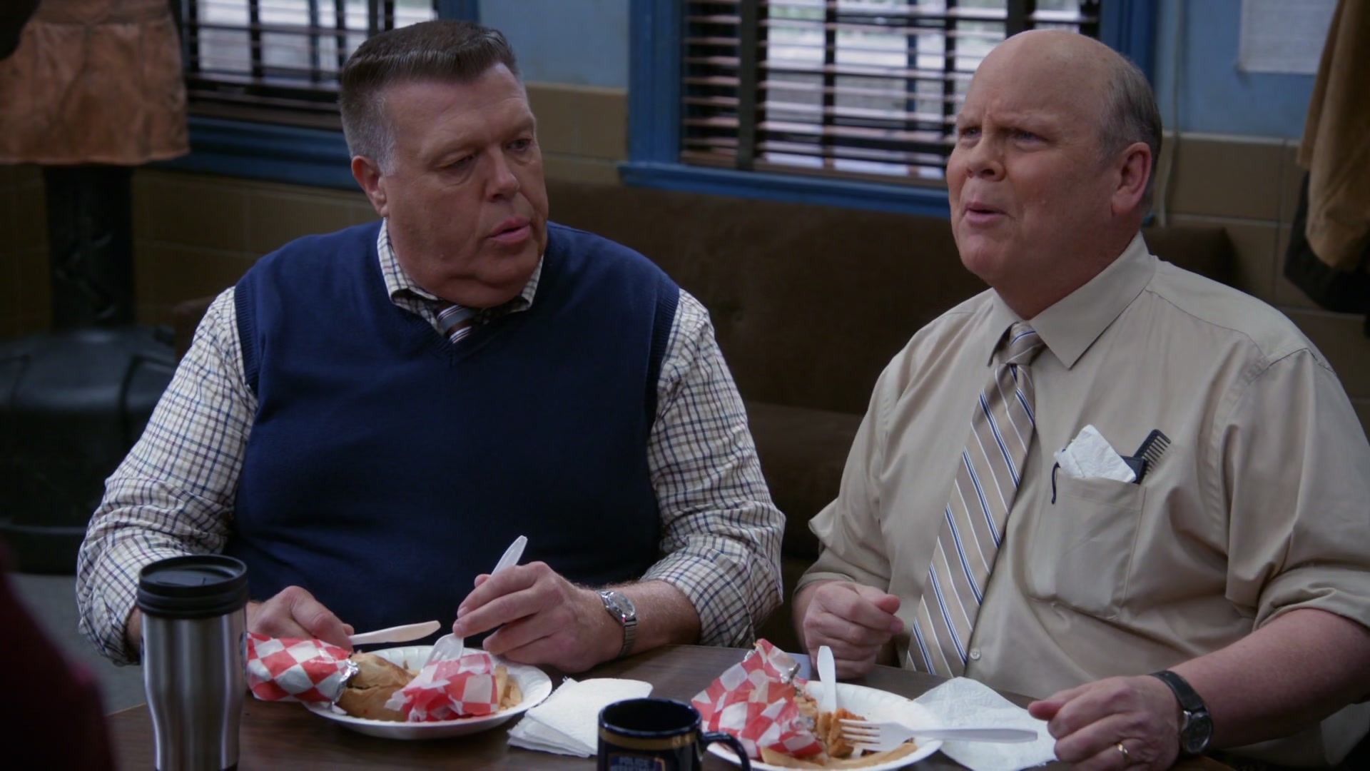 3x22_269.jpg