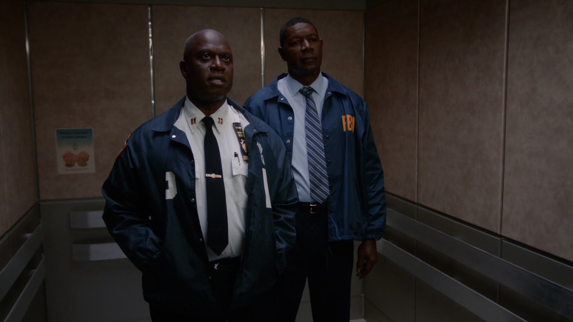 3x23_154.jpg