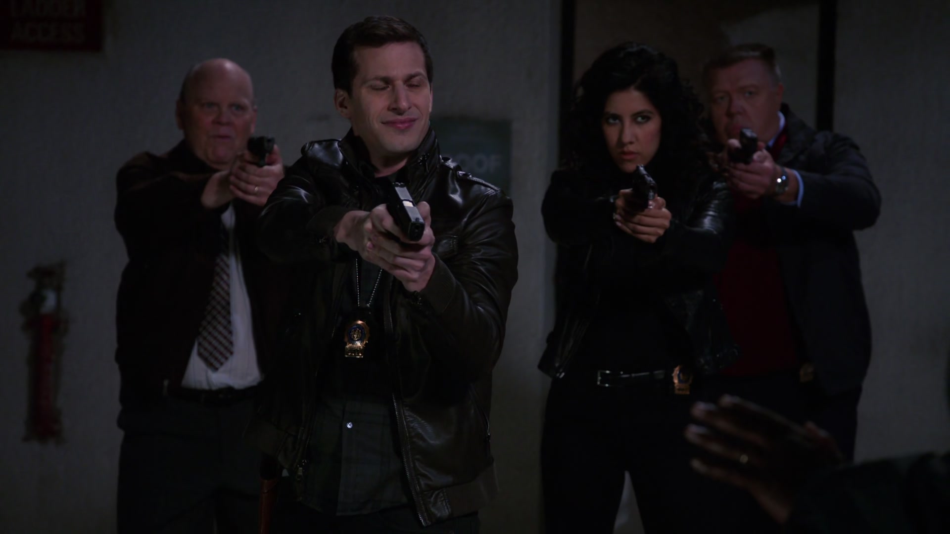 3x23_190.jpg