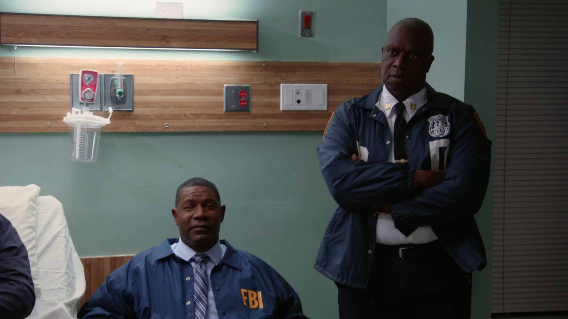 3x23_207.jpg