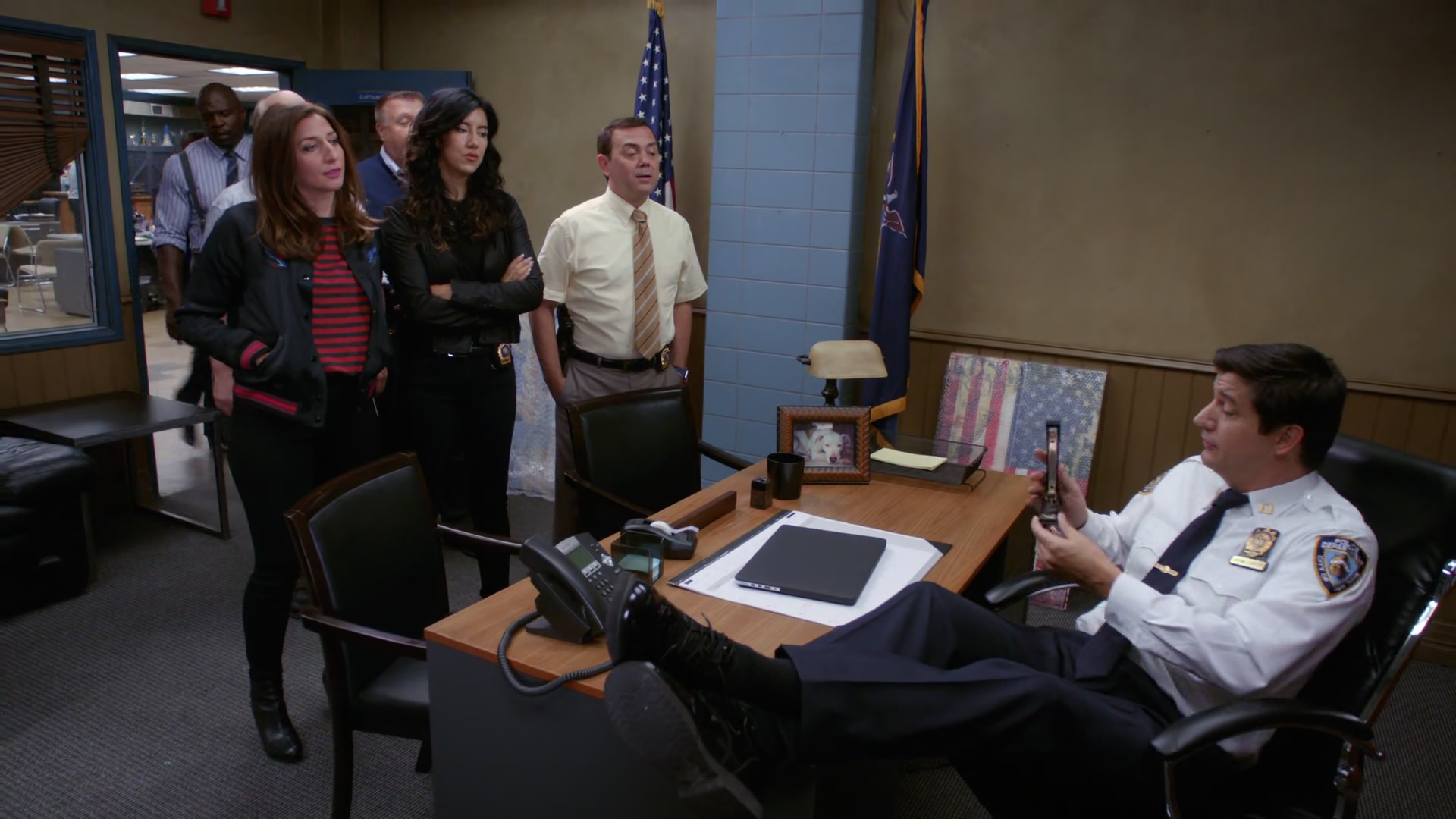 4x02_551.jpg