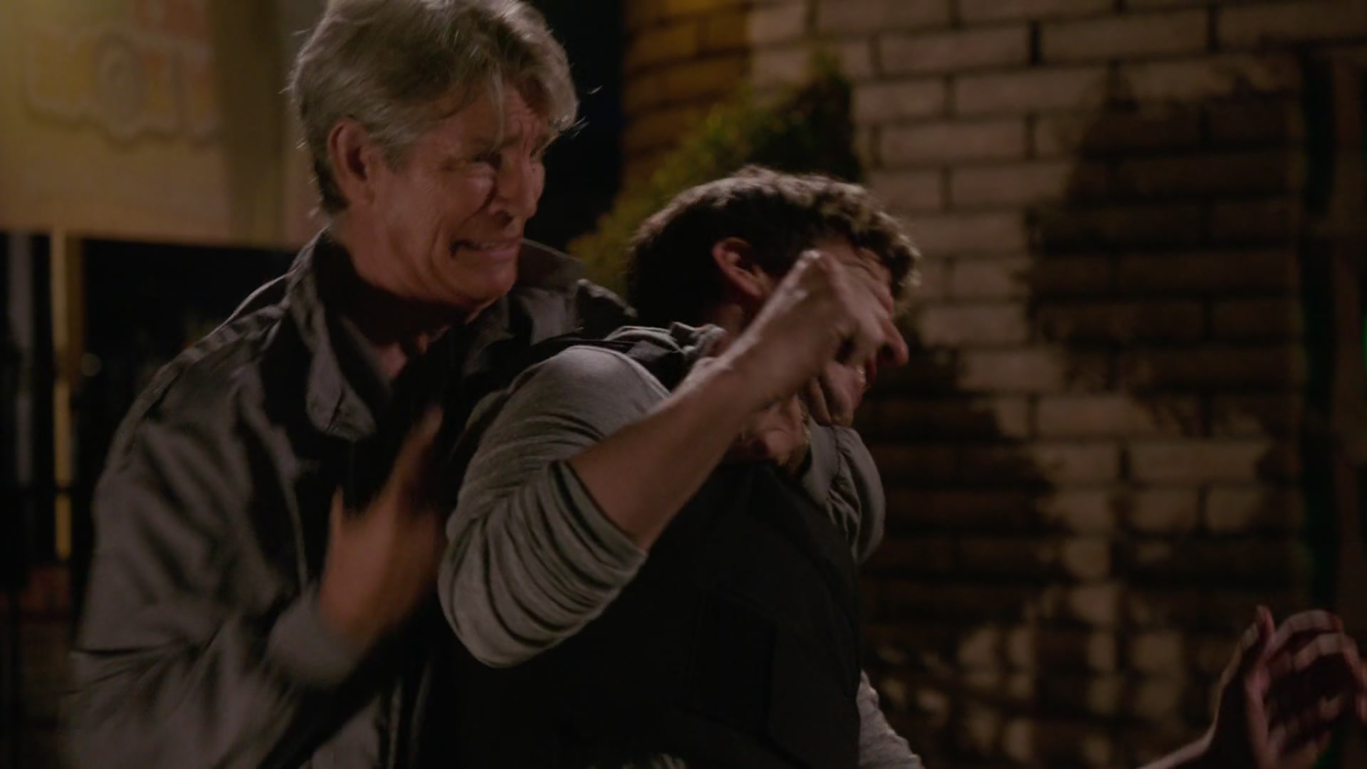 4x03_522.jpg