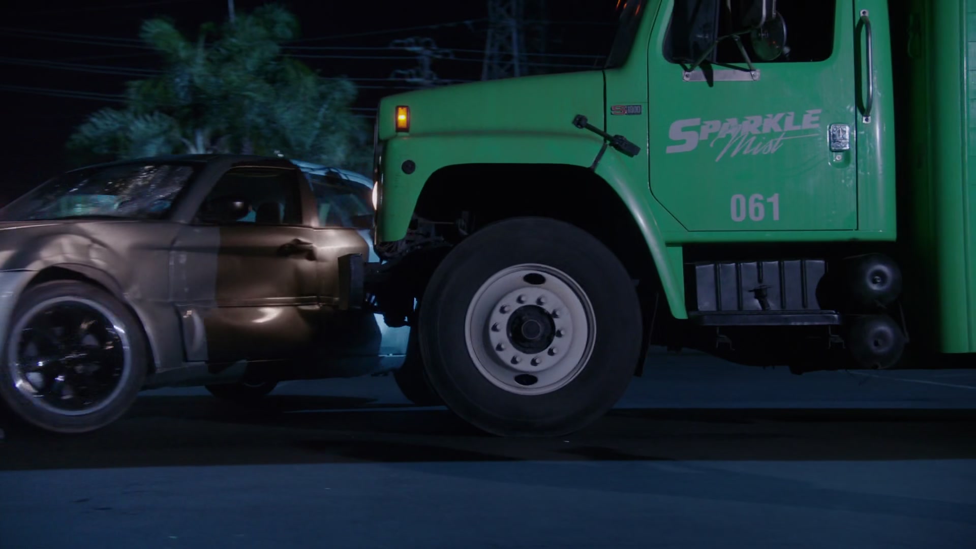 4x03_533.jpg