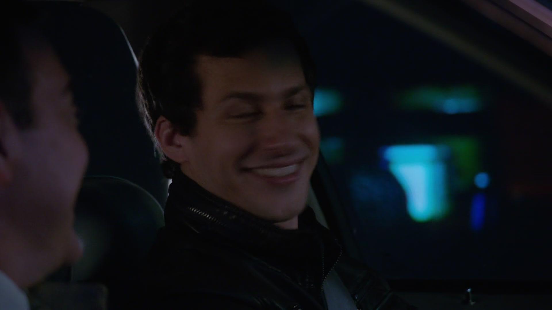 4x04_221.jpg