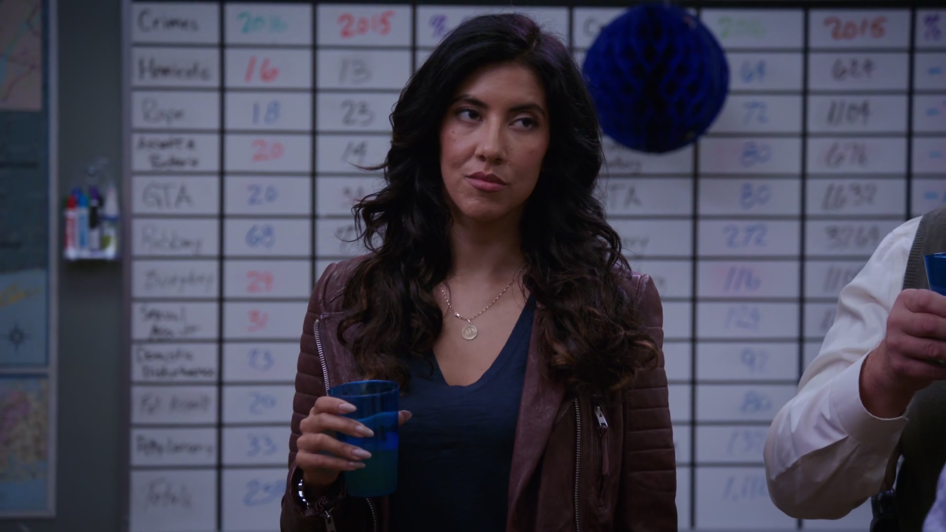 4x04_524.jpg
