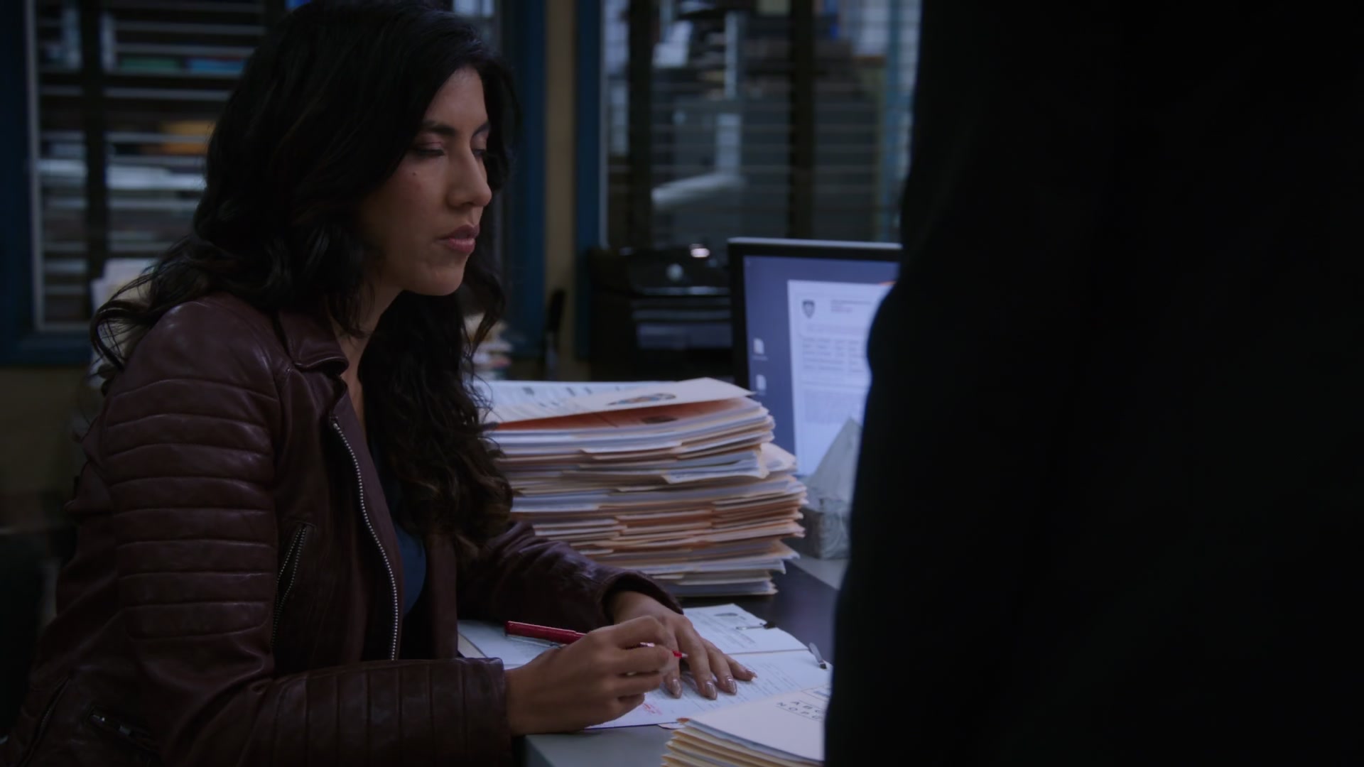 4x04_569.jpg