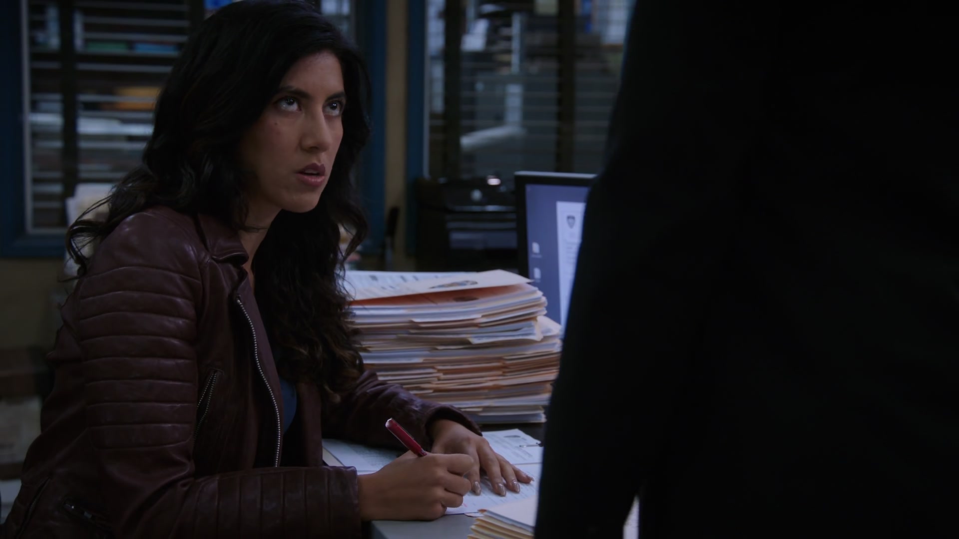 4x04_571.jpg