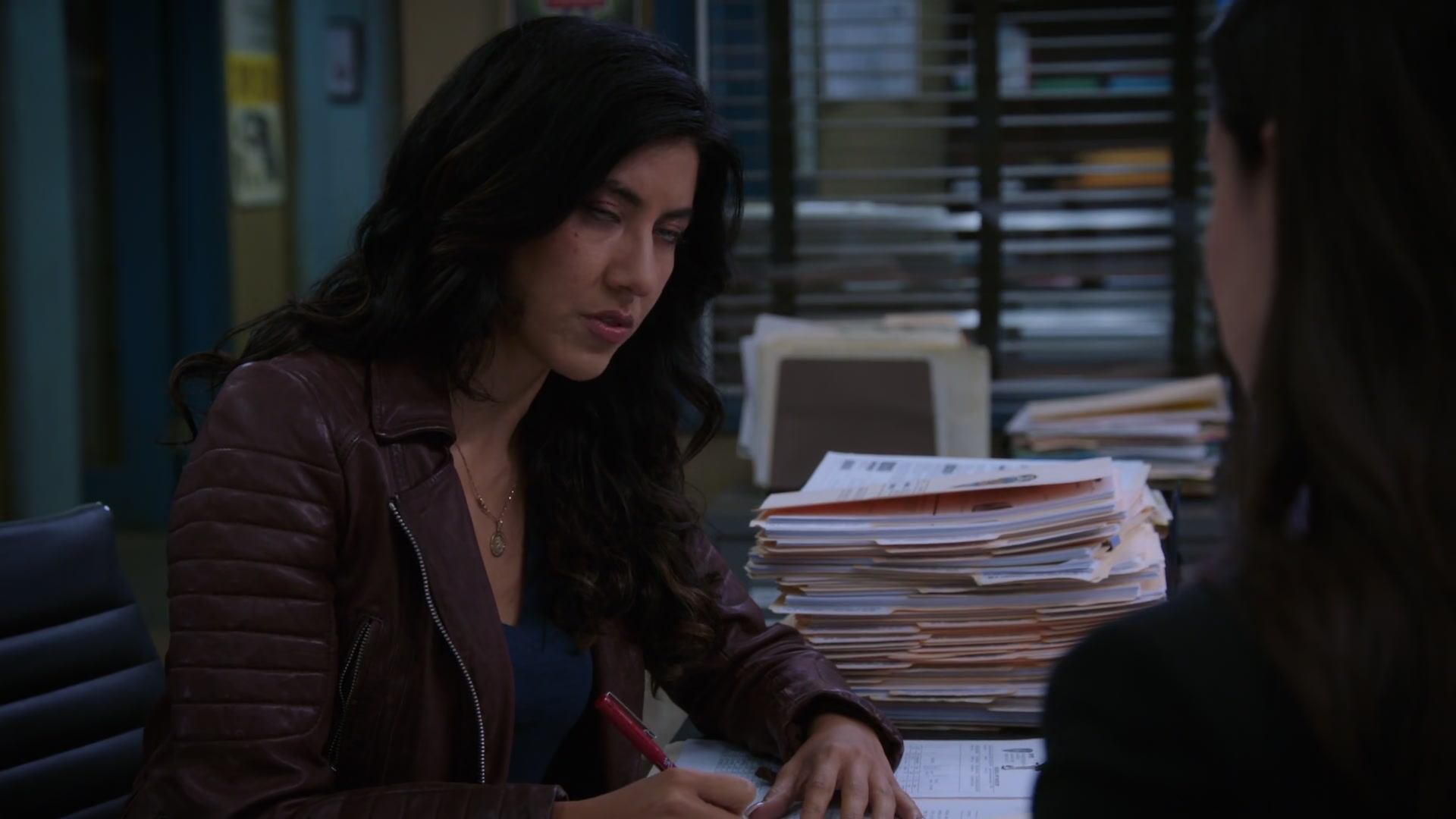 4x04_578.jpg