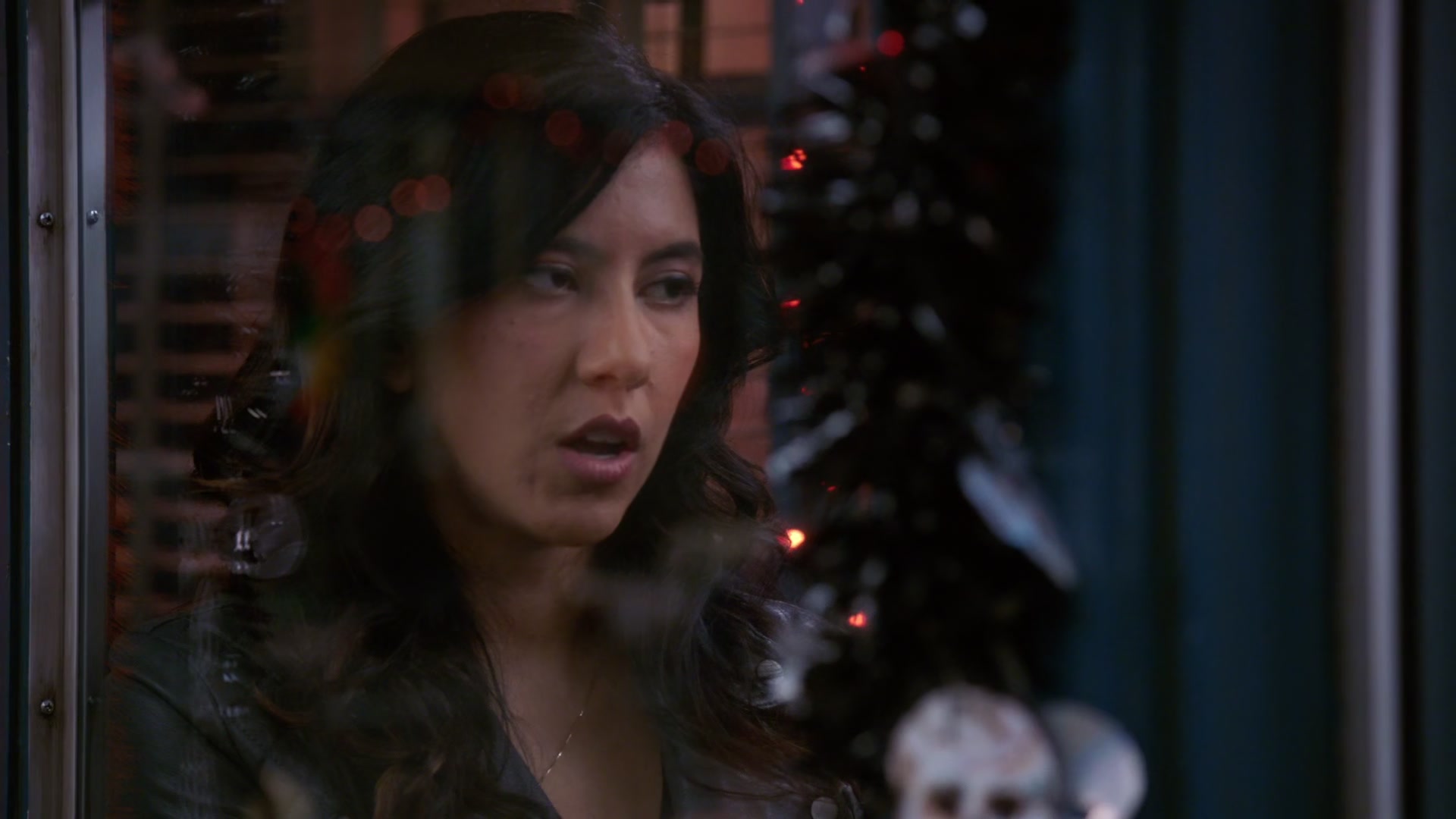 4x05_127.jpg