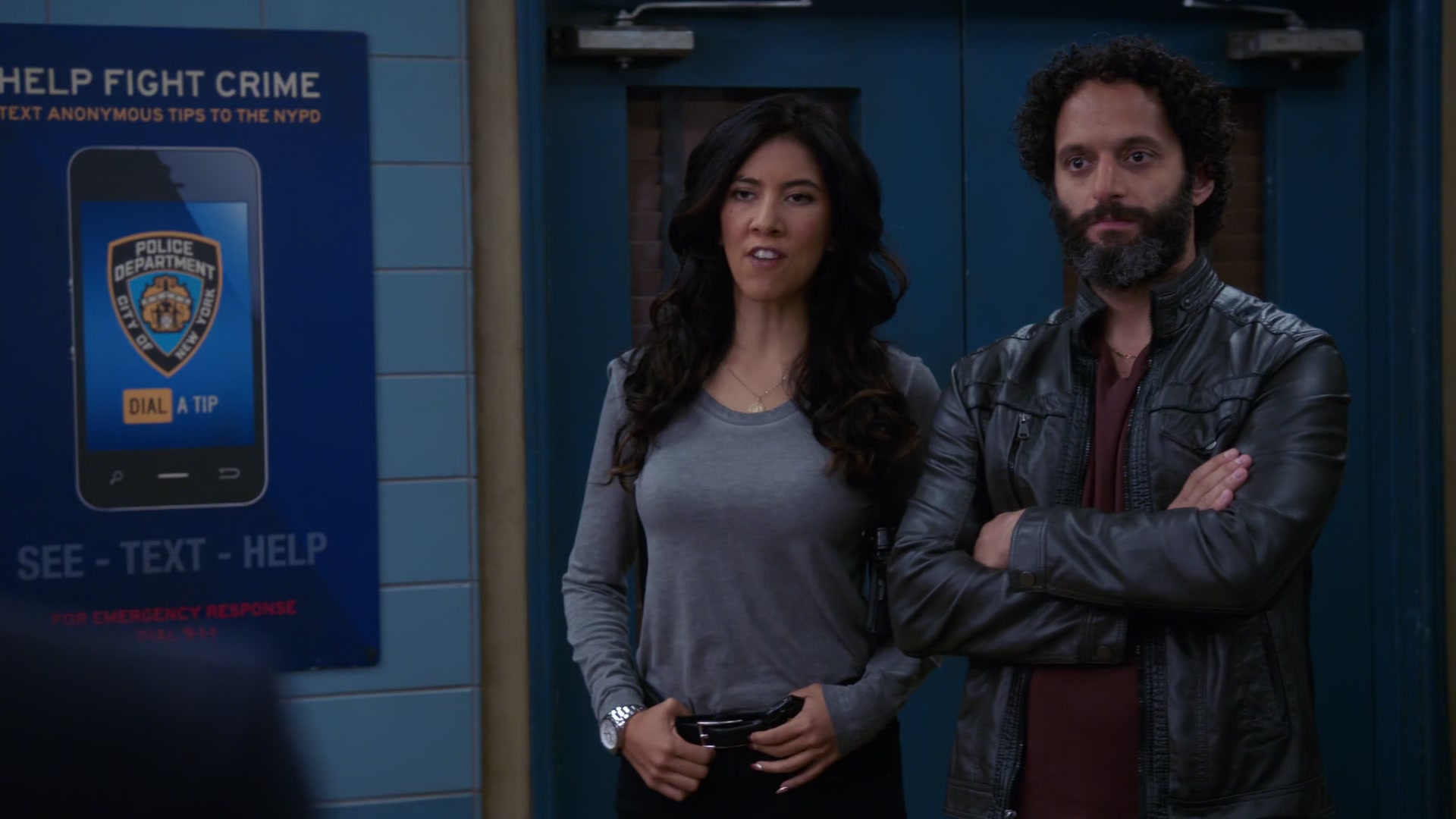 4x06_085.jpg