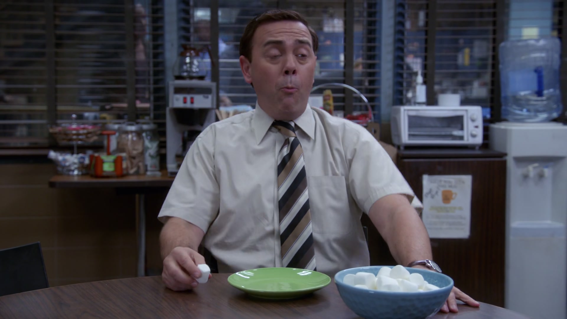 4x07_017.jpg