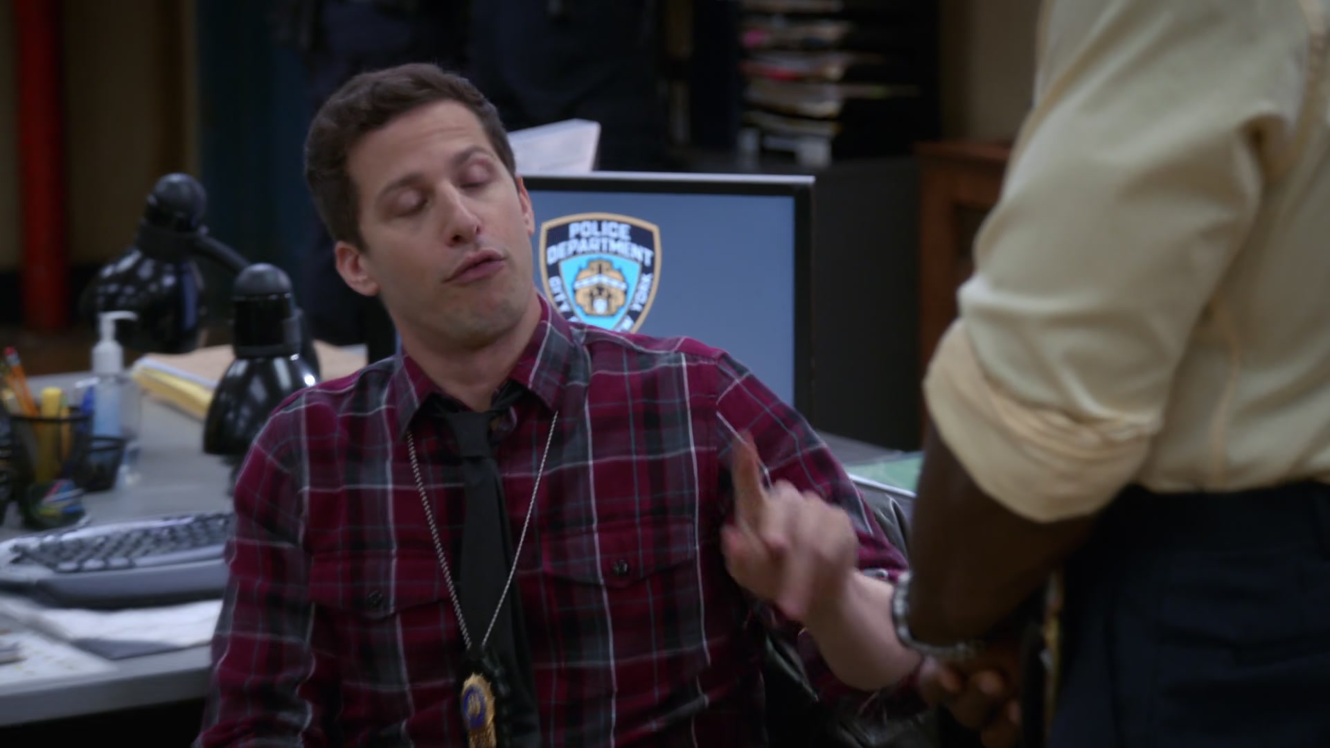 4x07_077.jpg