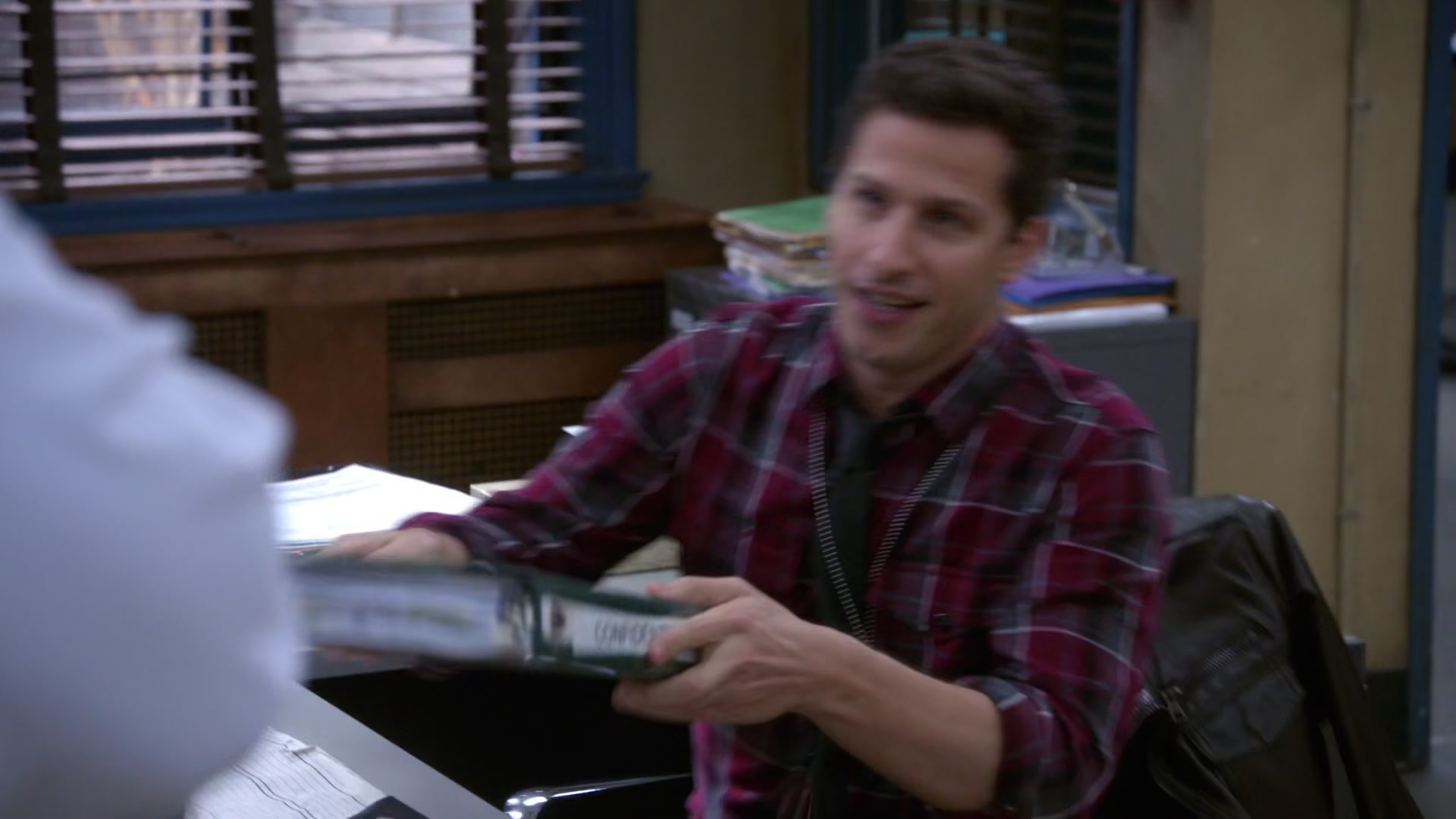 4x07_091.jpg