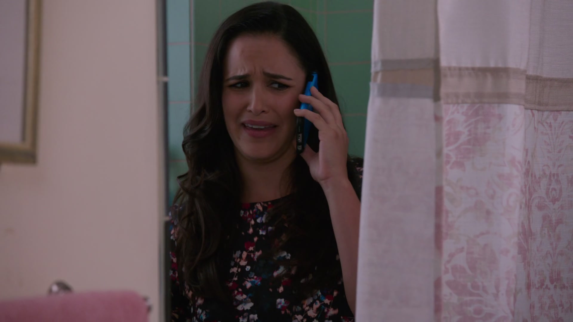 4x07_537.jpg
