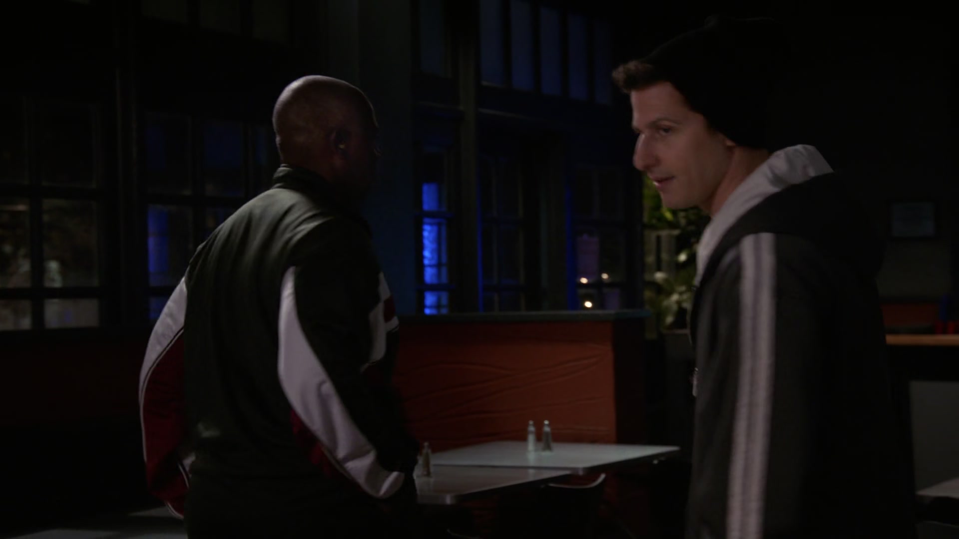 4x09_359.jpg