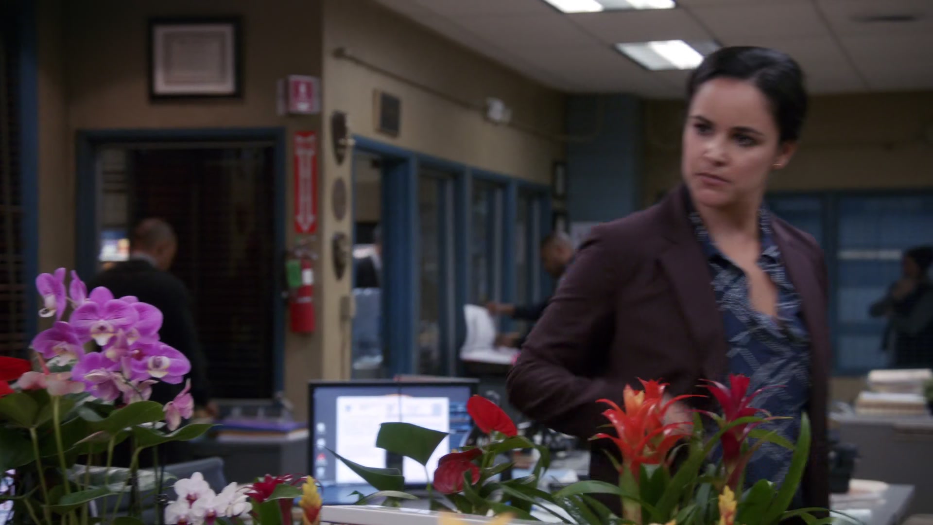 4x09_437.jpg