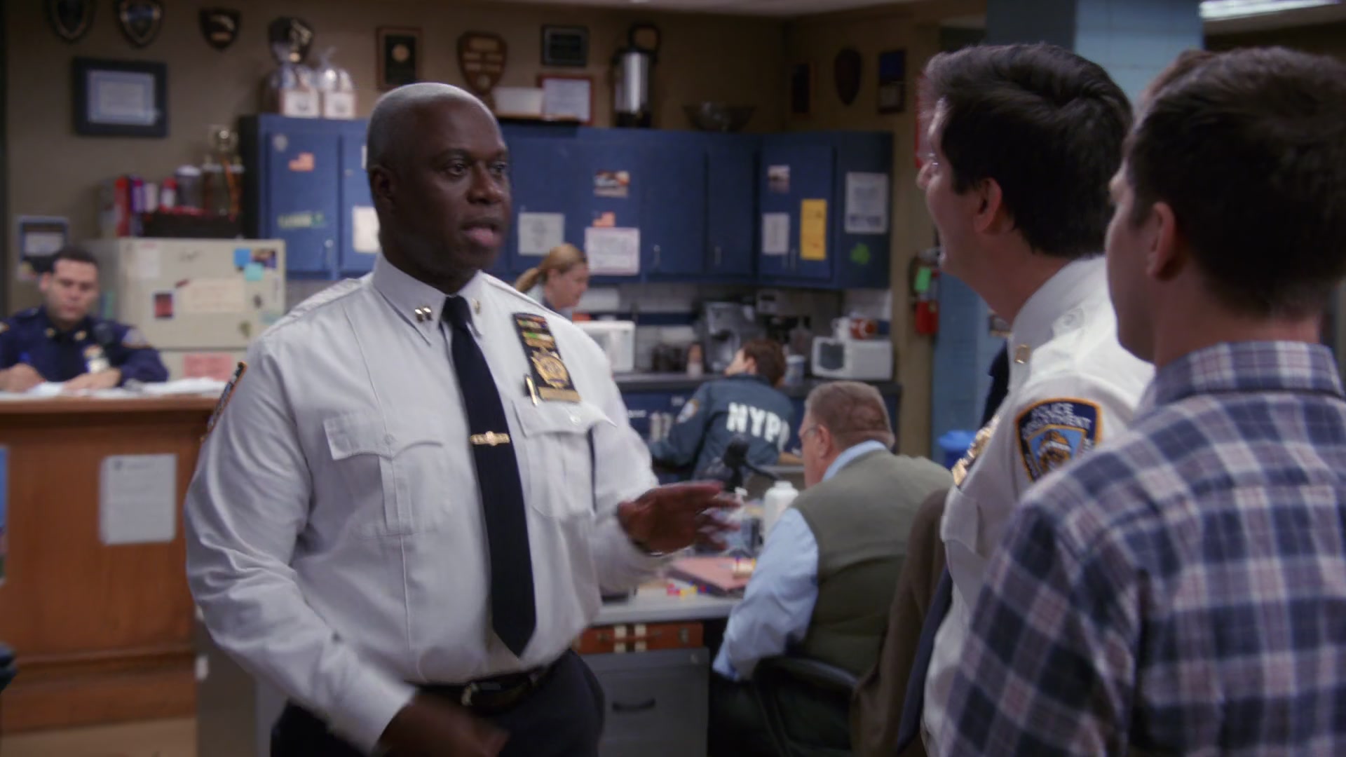 4x09_501.jpg