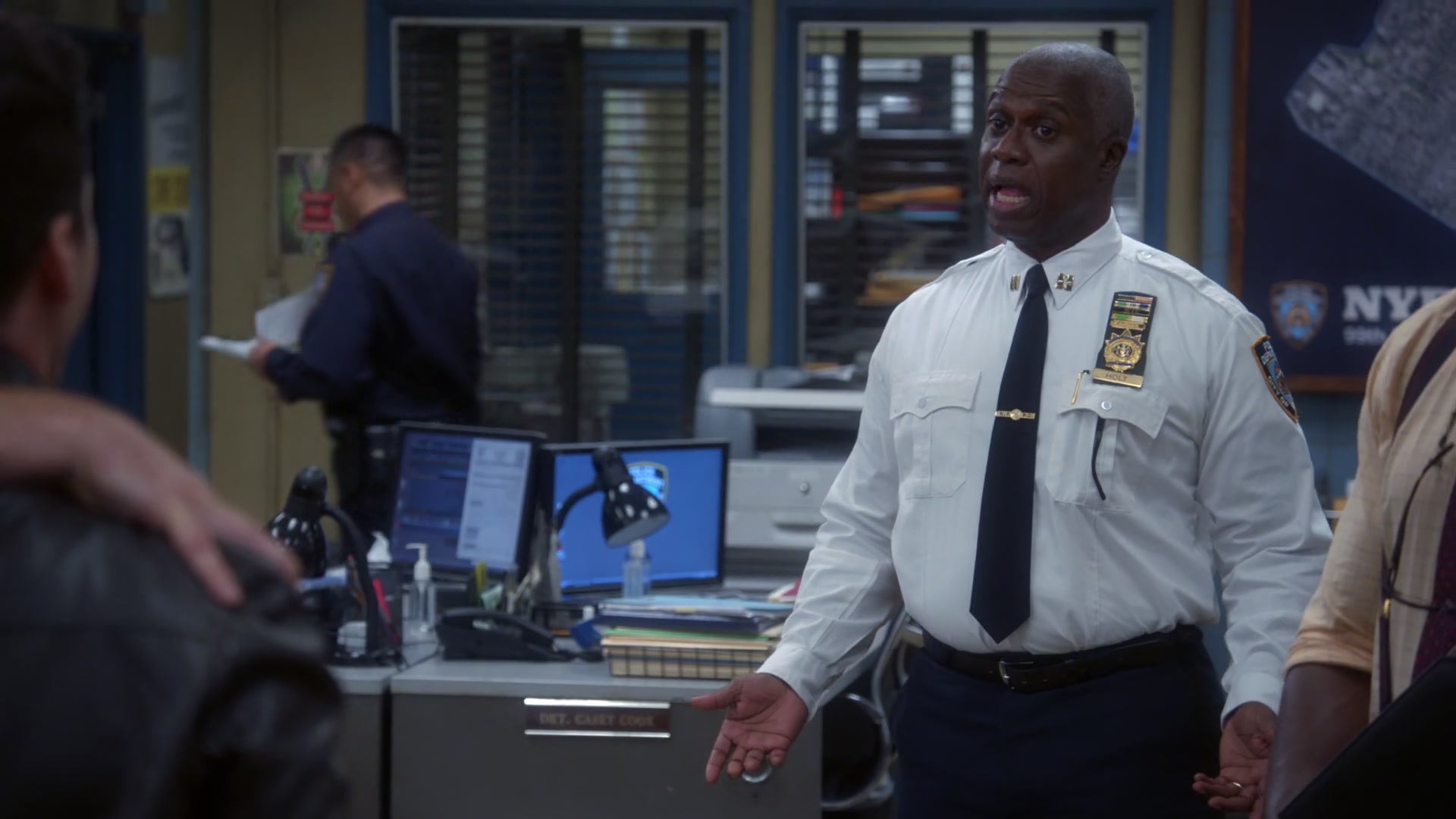 5x01_033.jpg