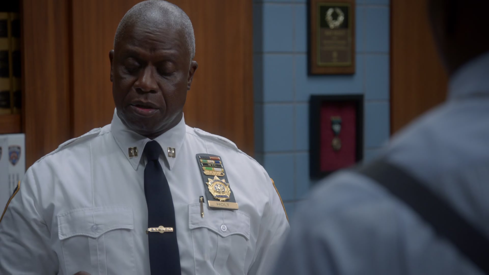 5x01_220.jpg