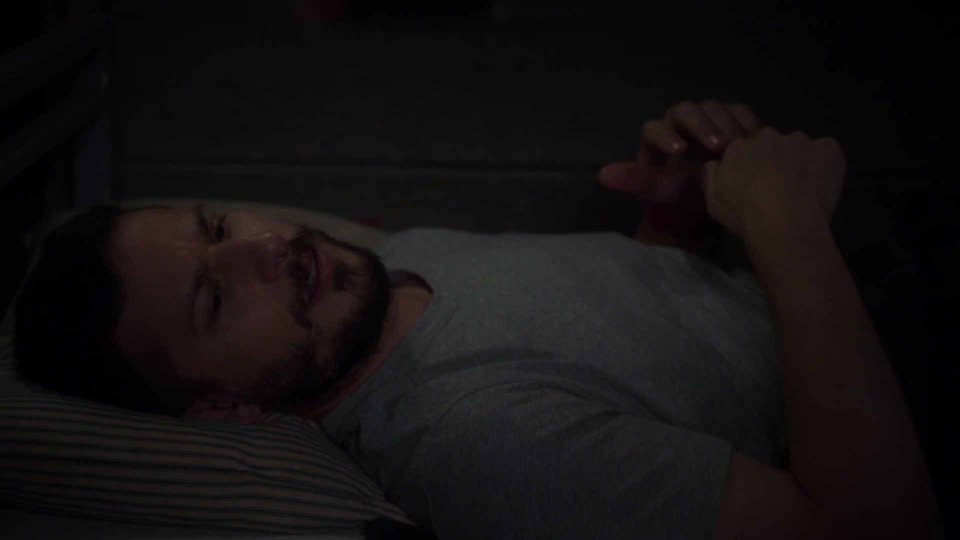 5x01_437.jpg