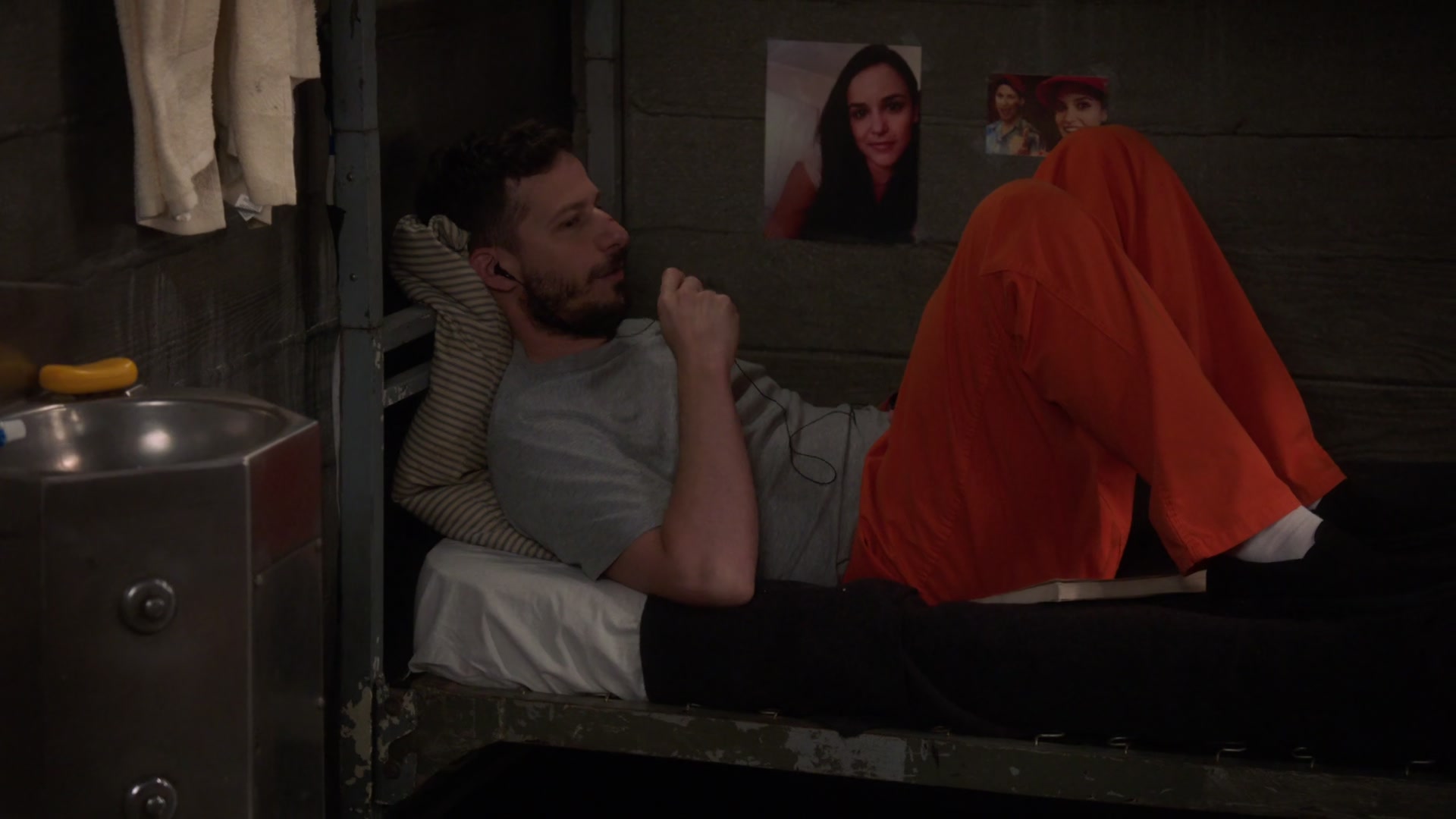 5x01_585.jpg