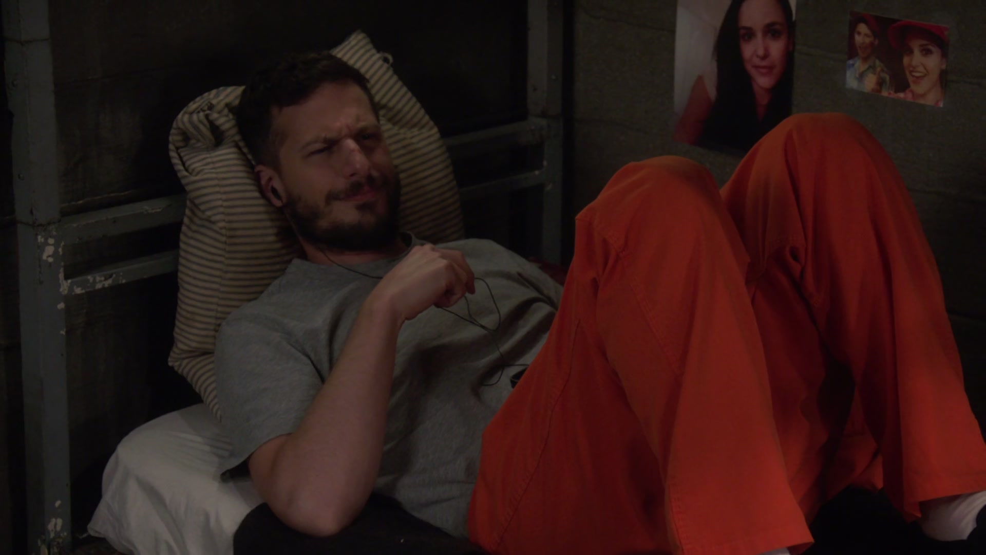 5x01_591.jpg