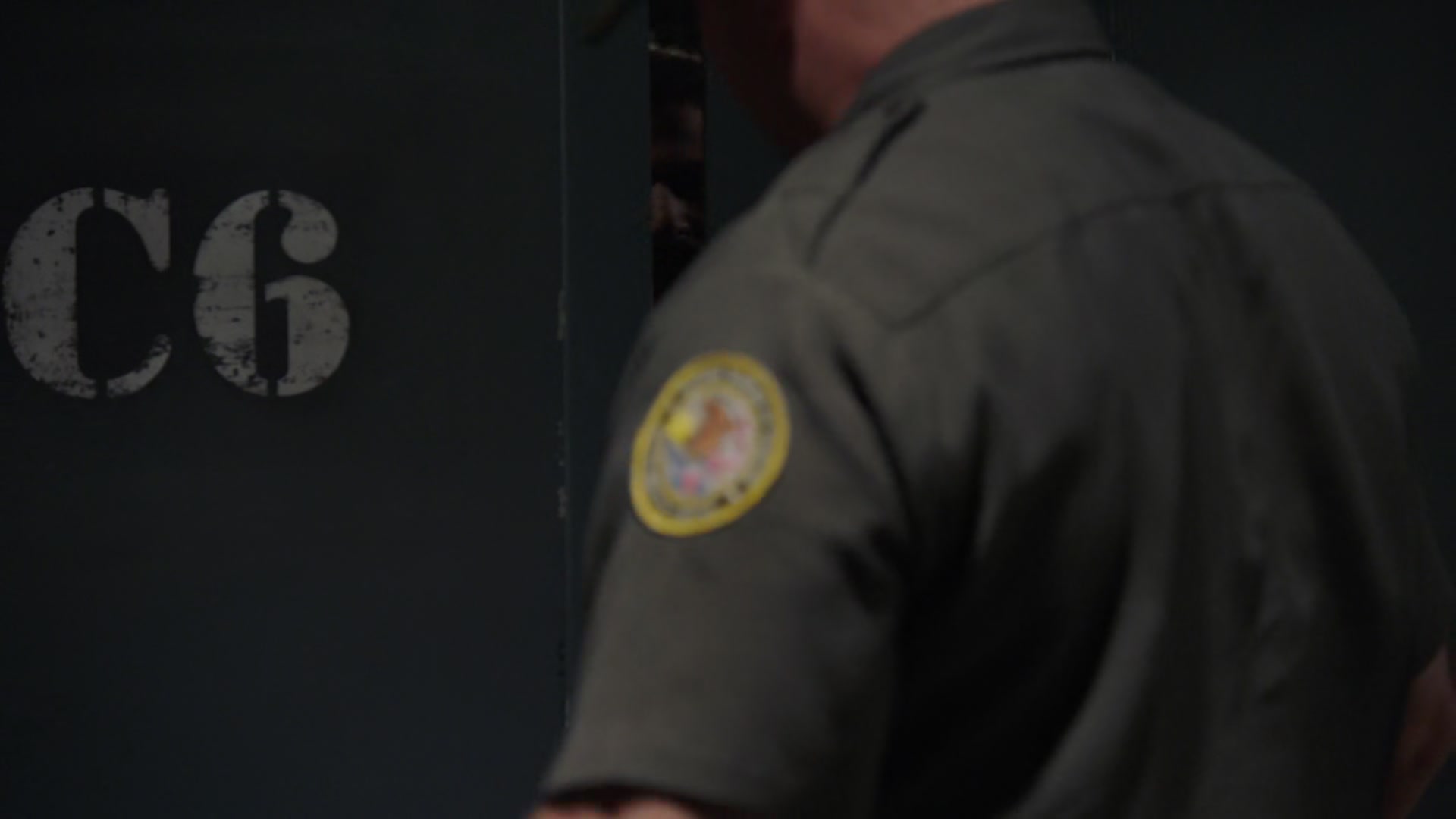 5x02_021.jpg