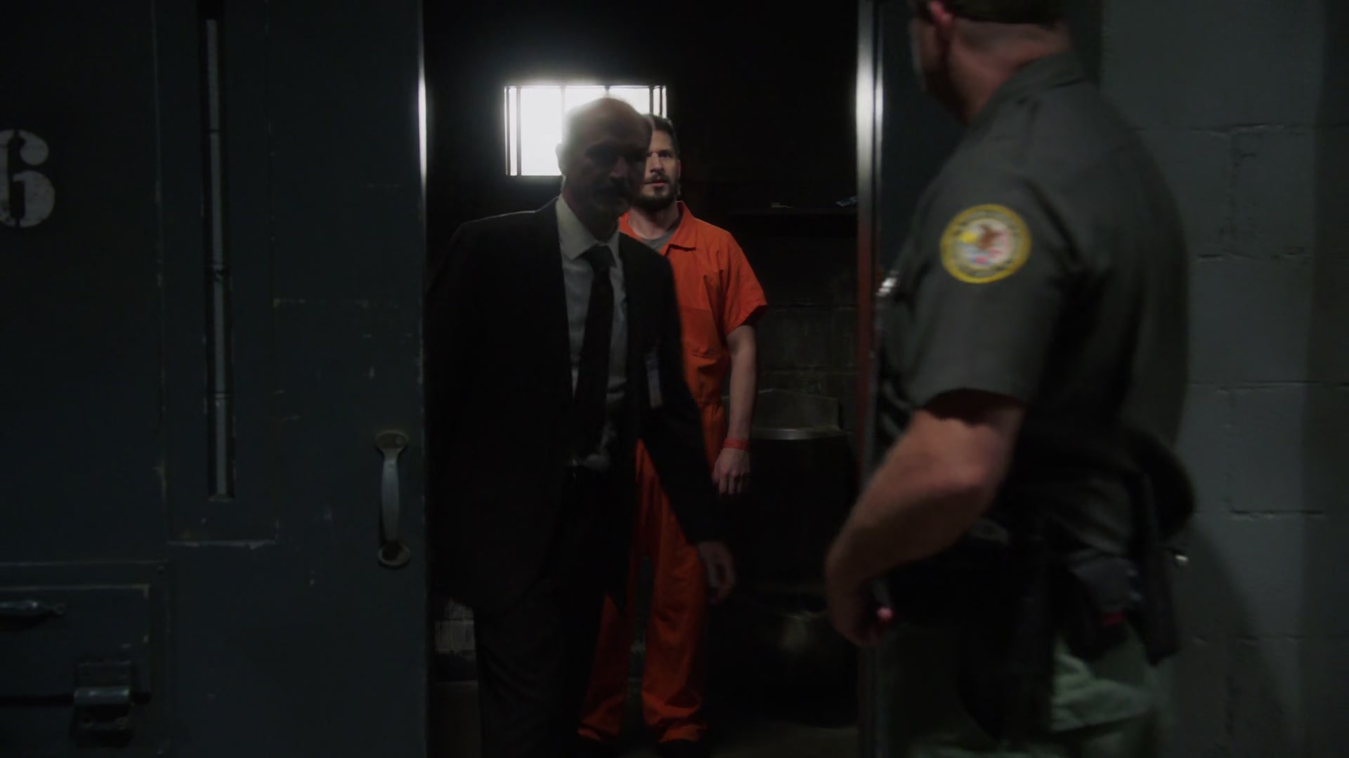 5x02_039.jpg