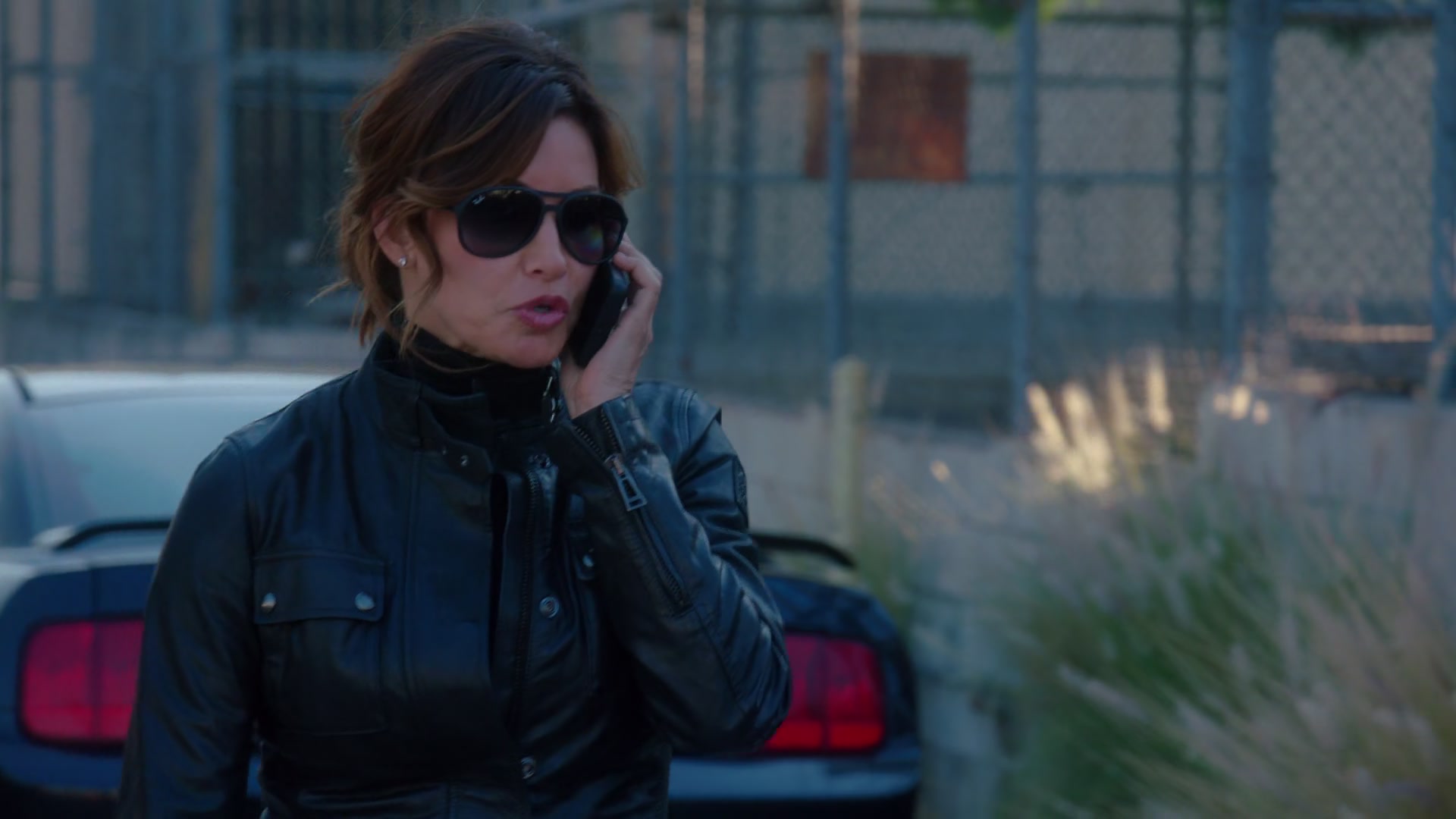 5x02_485.jpg