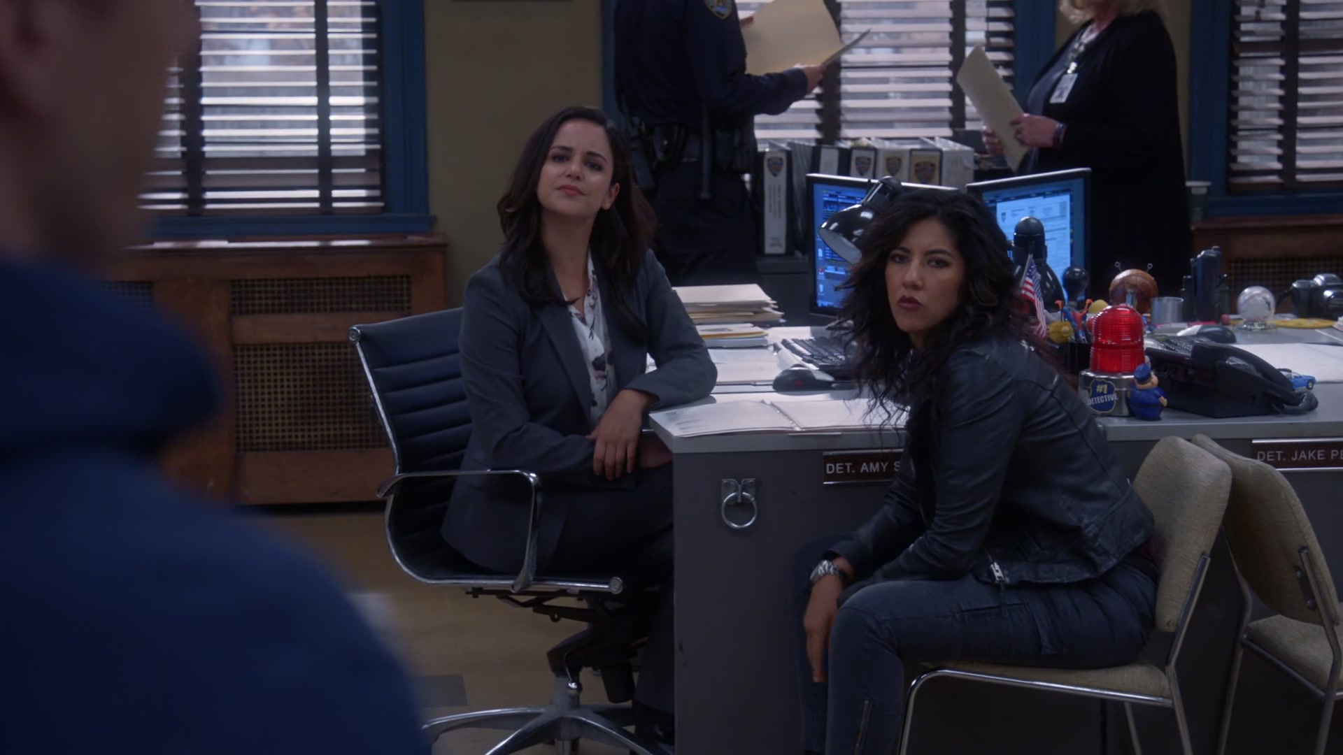 5x03_008.jpg