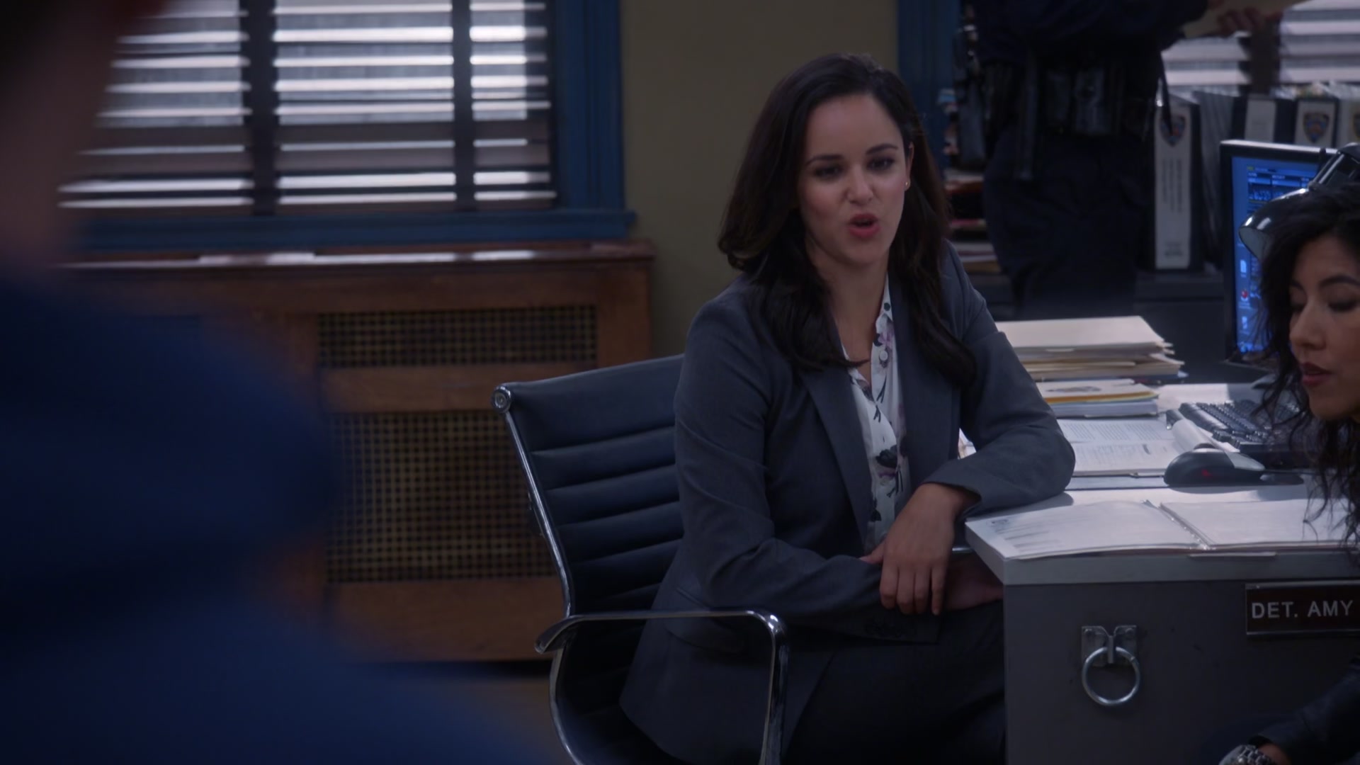 5x03_011.jpg