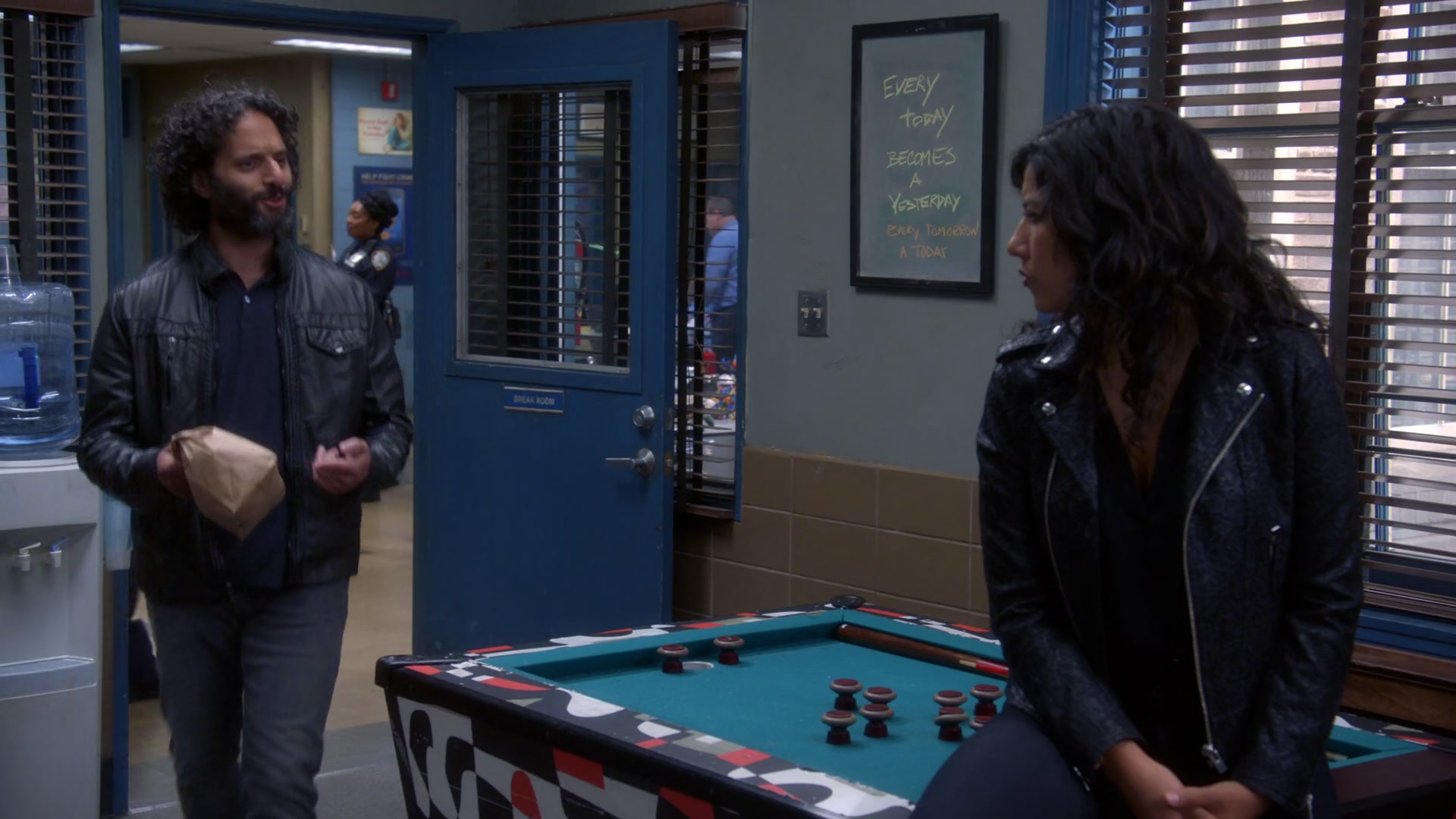 5x03_077.jpg
