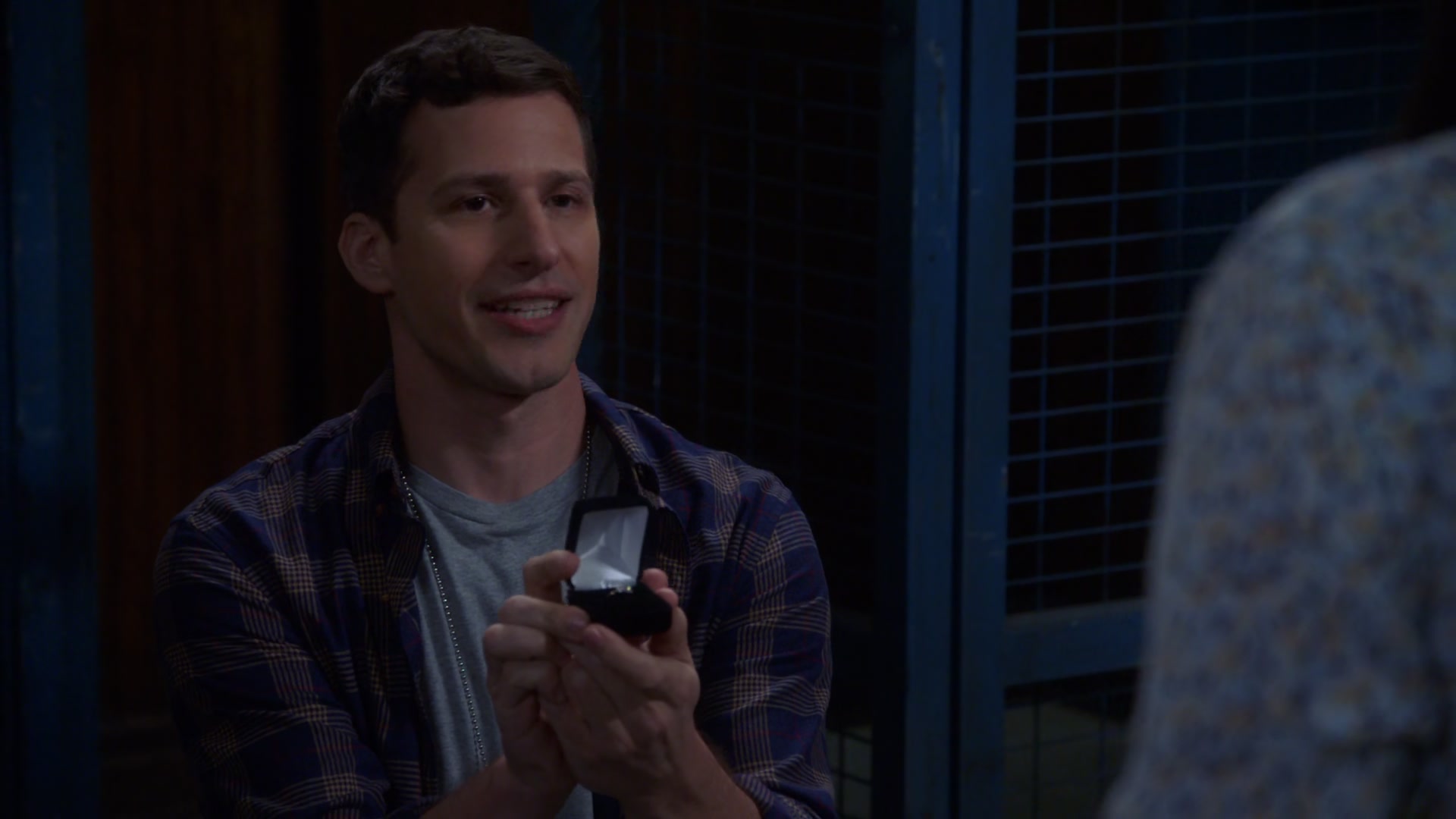 5x04_528.jpg