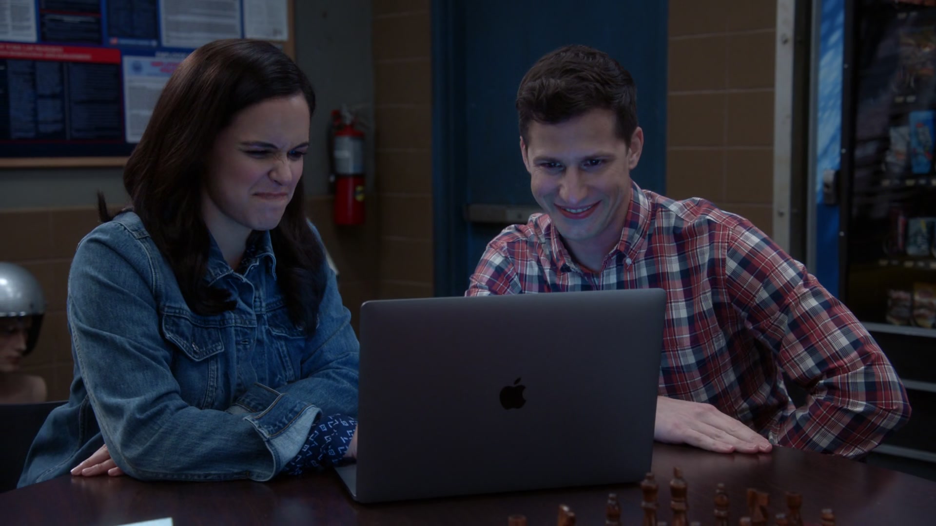 5x06_407.jpg