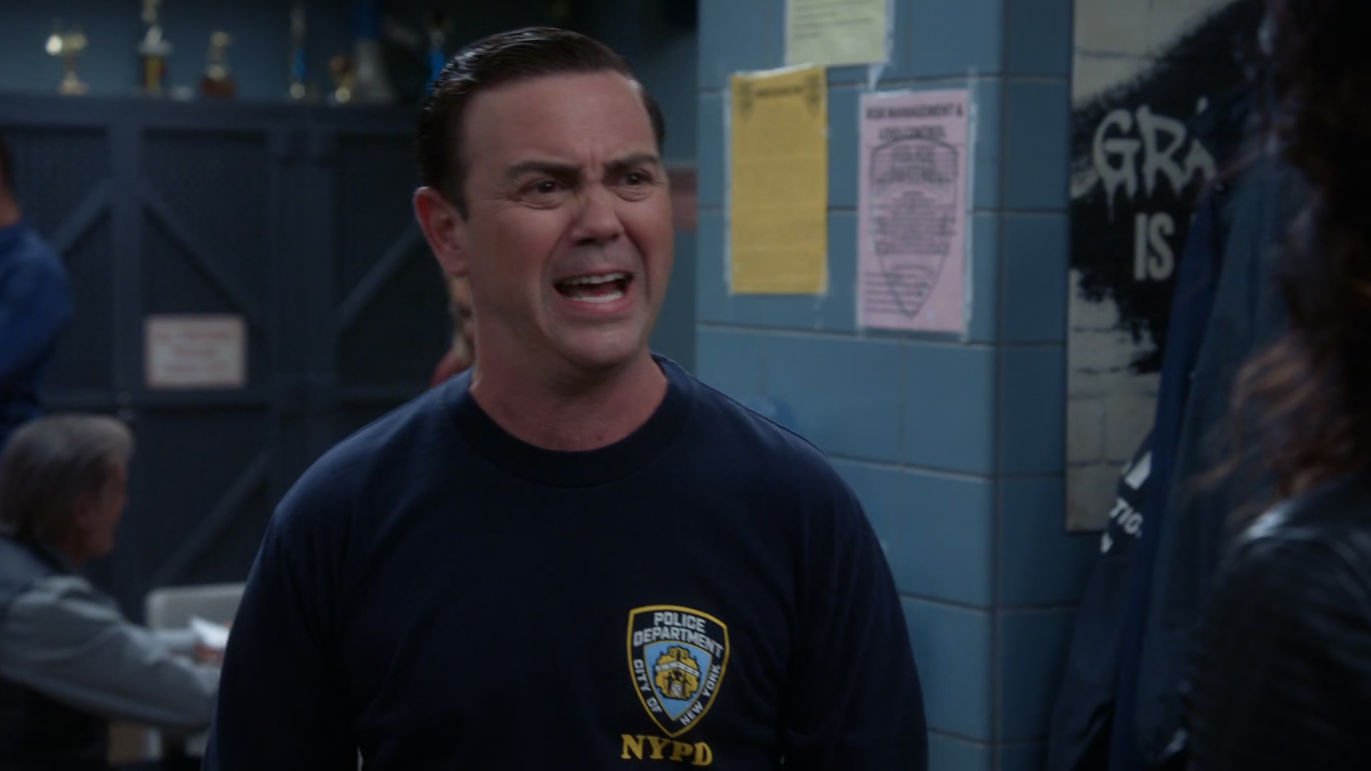 5x06_446.jpg