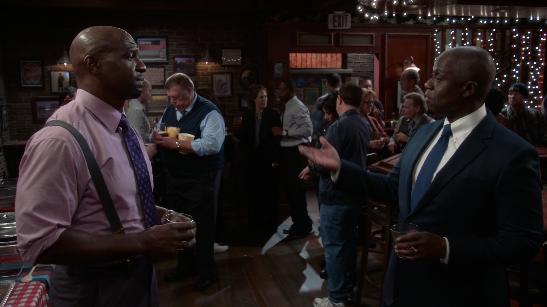 5x06_588.jpg