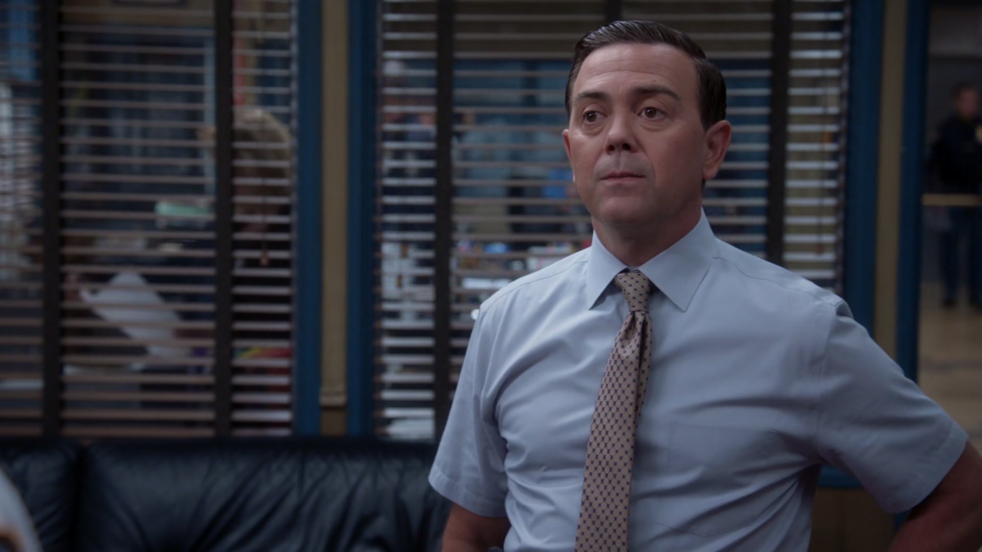 5x08_104.jpg