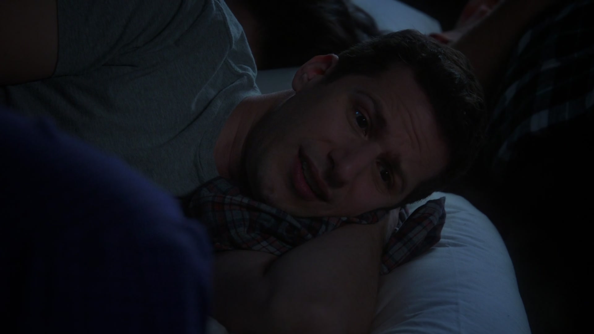 5x09_361.jpg