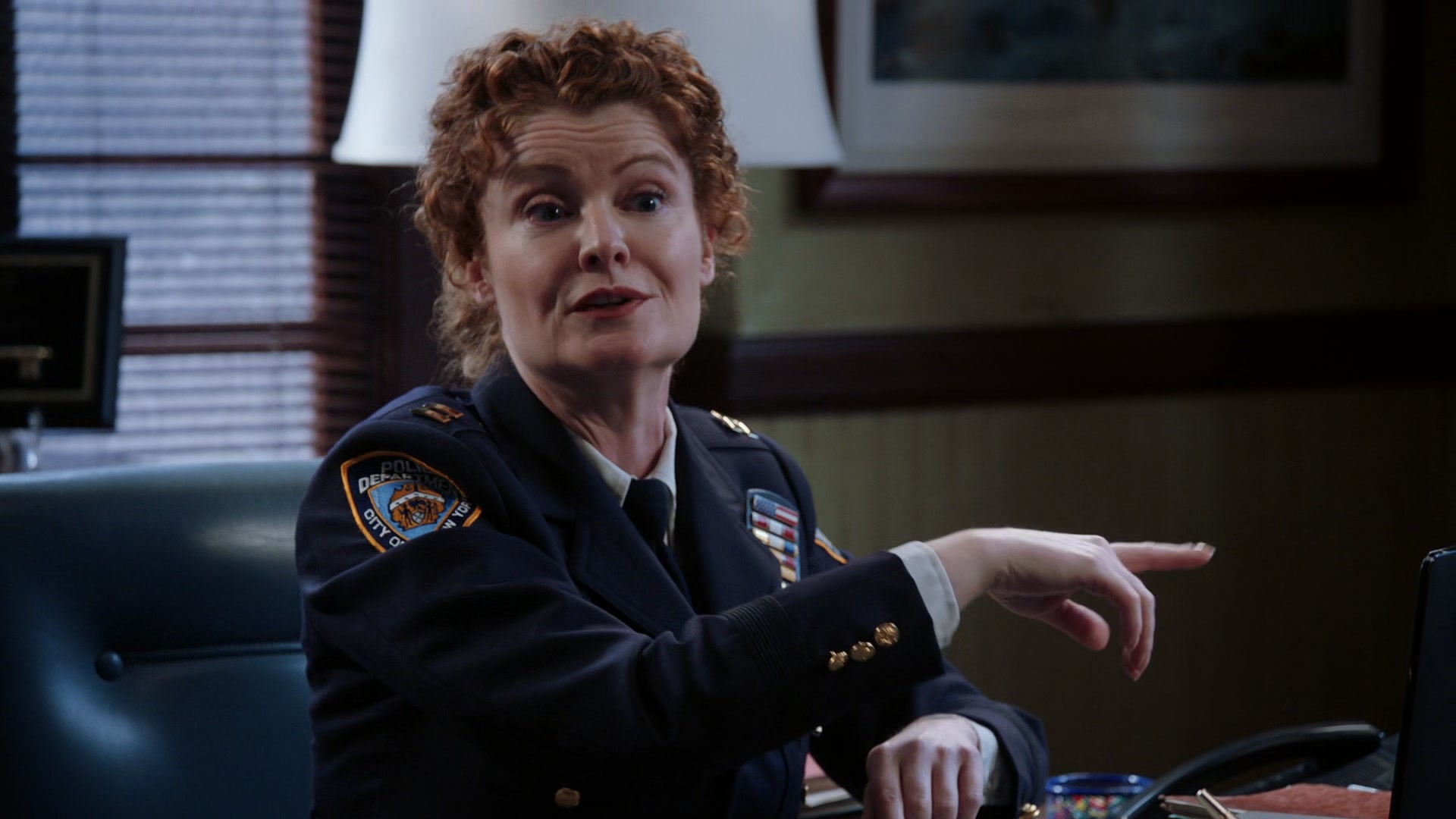 B99_801_639.jpg