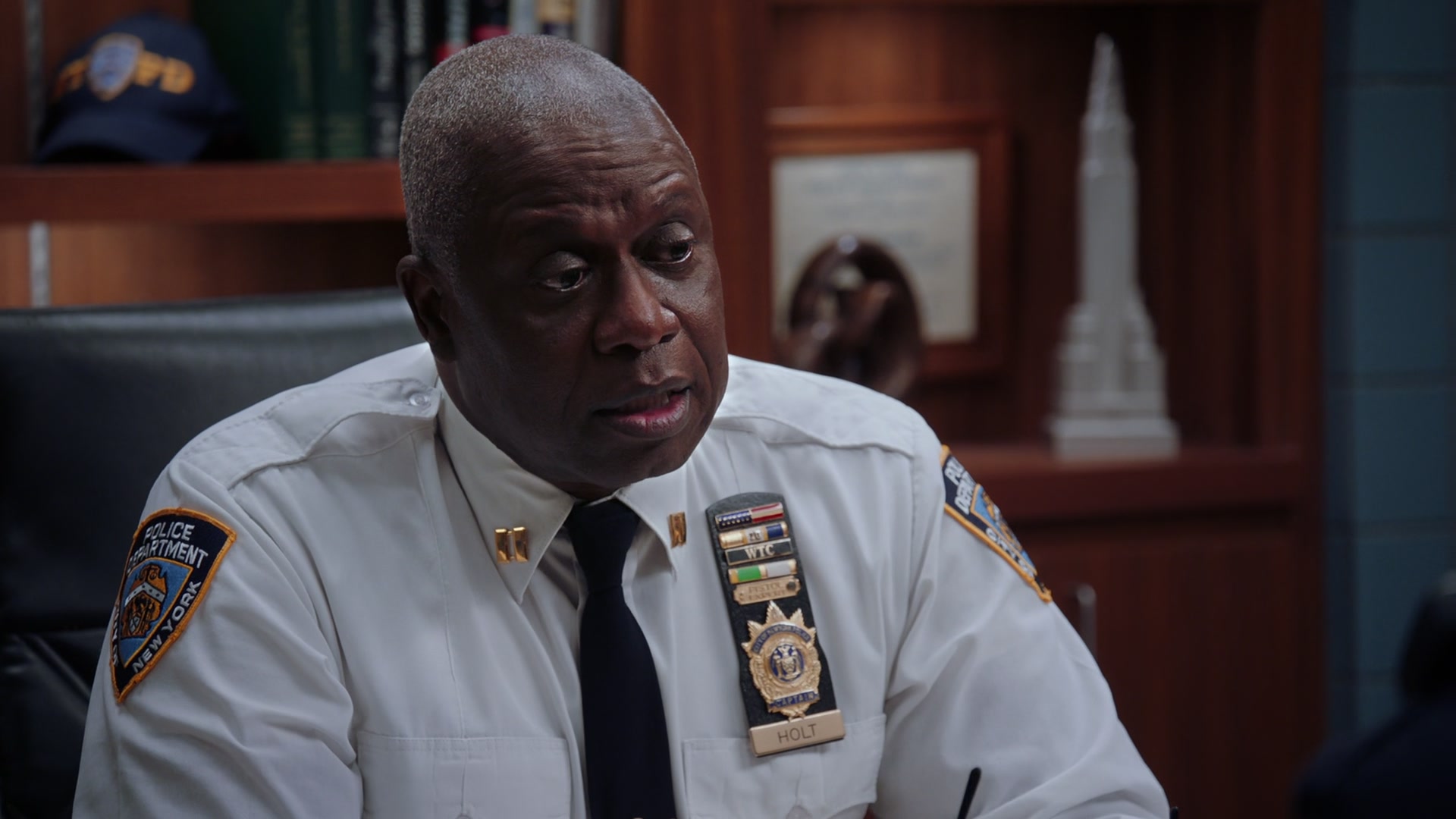 B99_801_686.jpg